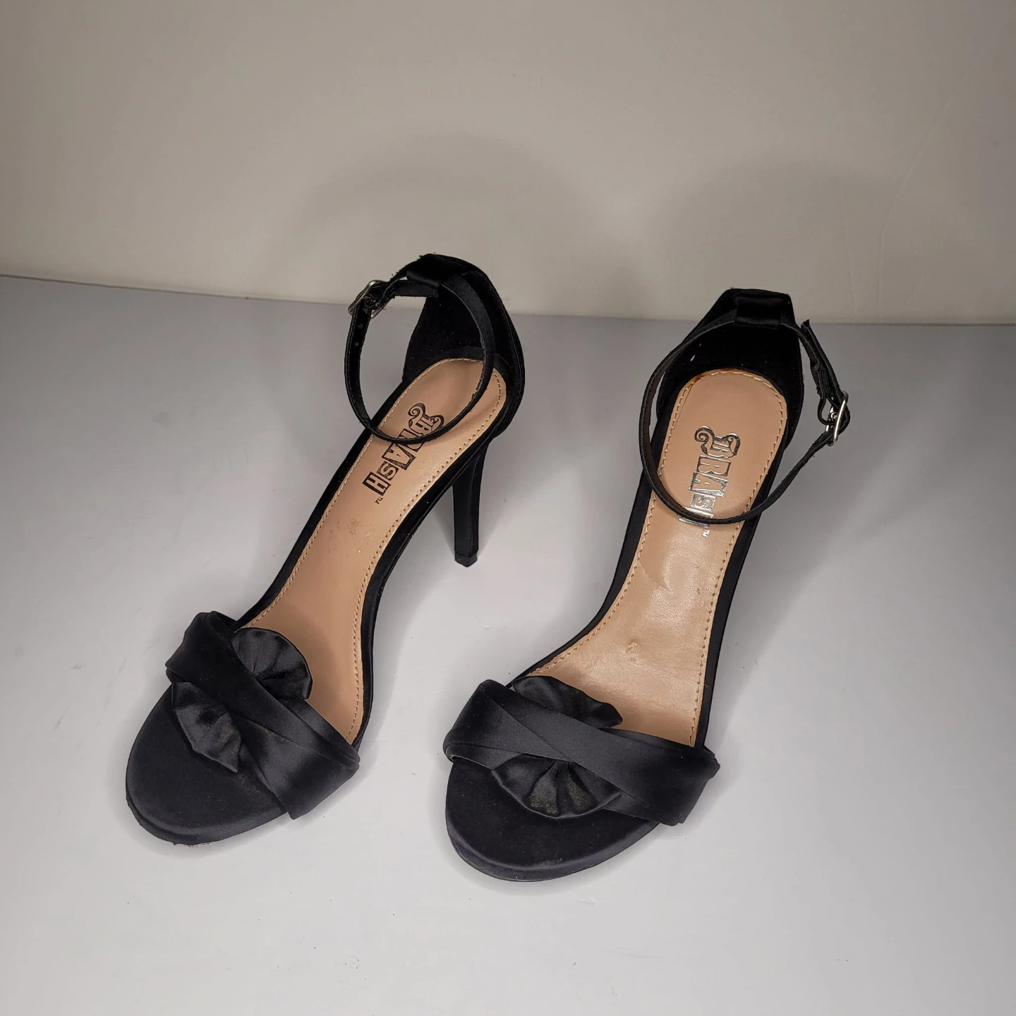 Brash Black Stiletto Heels Size 6.5 - photo 5