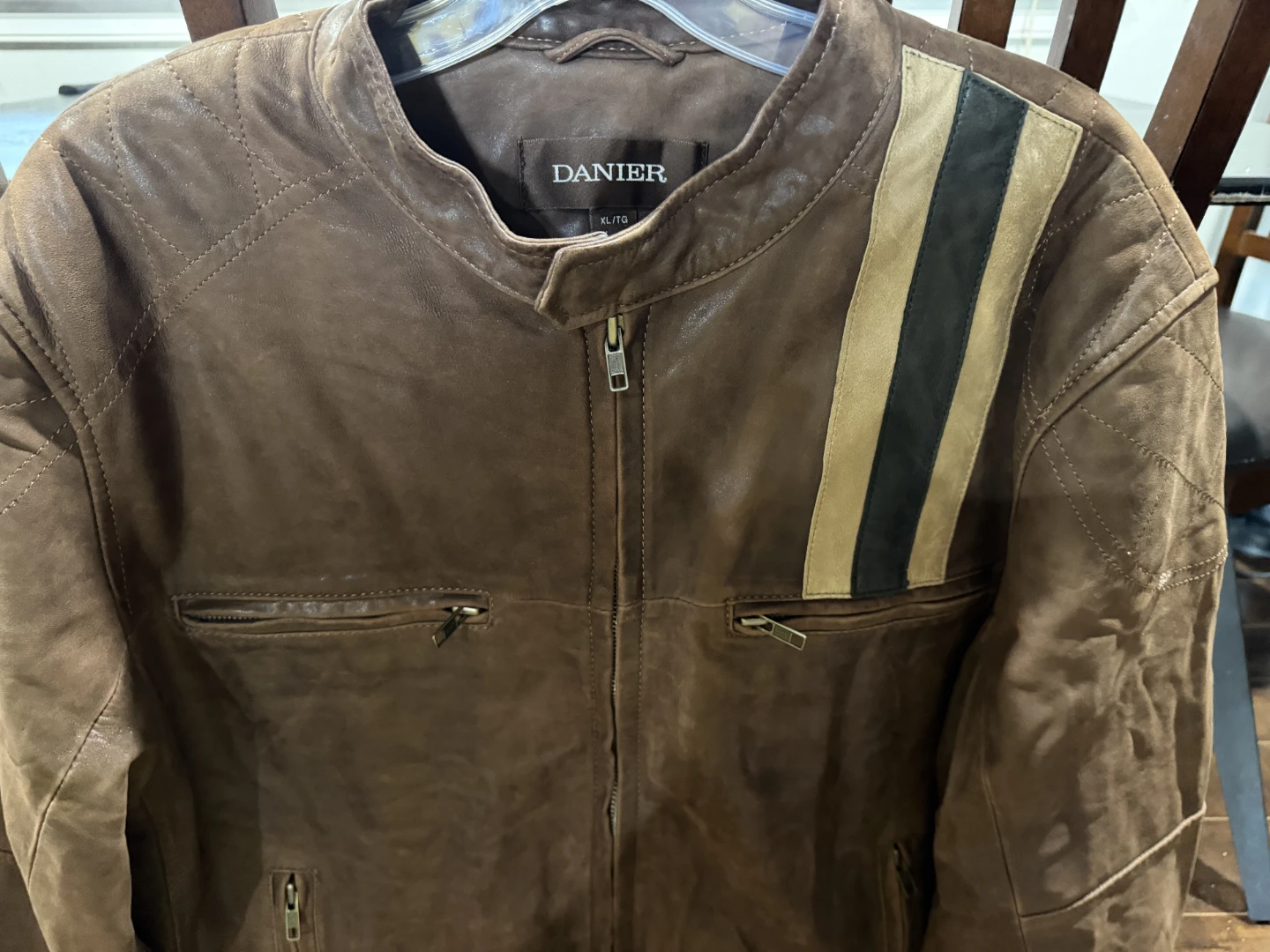 Danier Men's Leather Jacket Brown Size XL