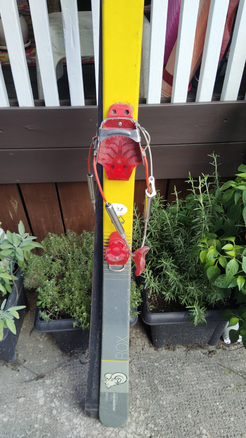 Karhu Rox Skis