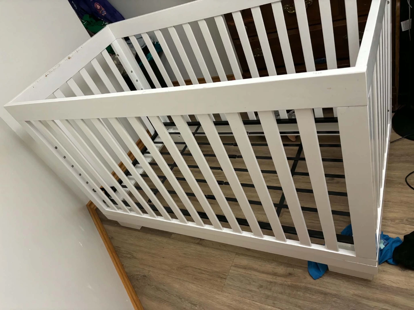 White Baby Crib with Mattress - photo 2