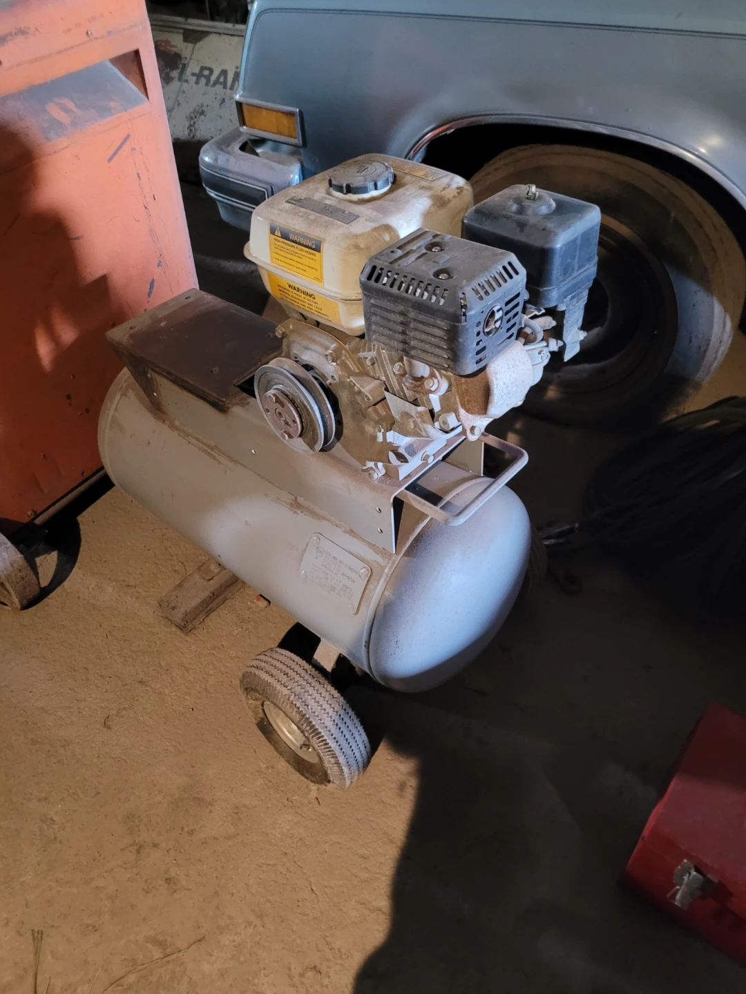 Honda 5.5 HP Gas Air Compressor - photo 2
