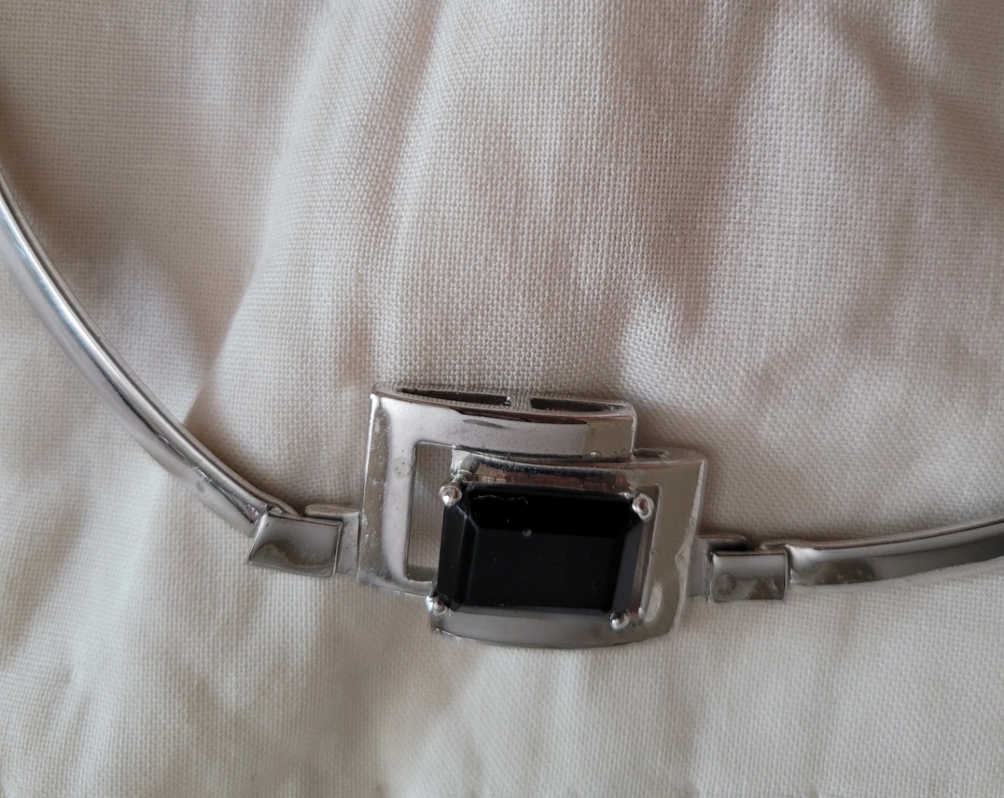 Silver-Tone Black Stone Collar Nec🏈klace