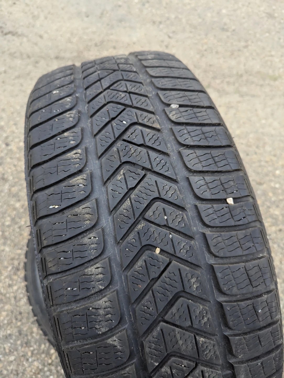 255/40R20 Pirelli Winter Tires (Set of 4) - photo 3