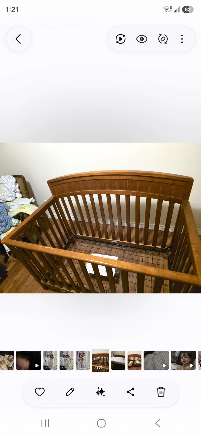 Wooden Baby Crib & mattress - photo 2