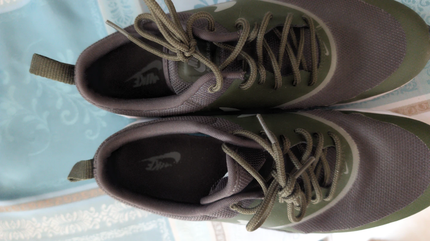 Nike Air Max Thea Olive Green Sneakers - photo 3