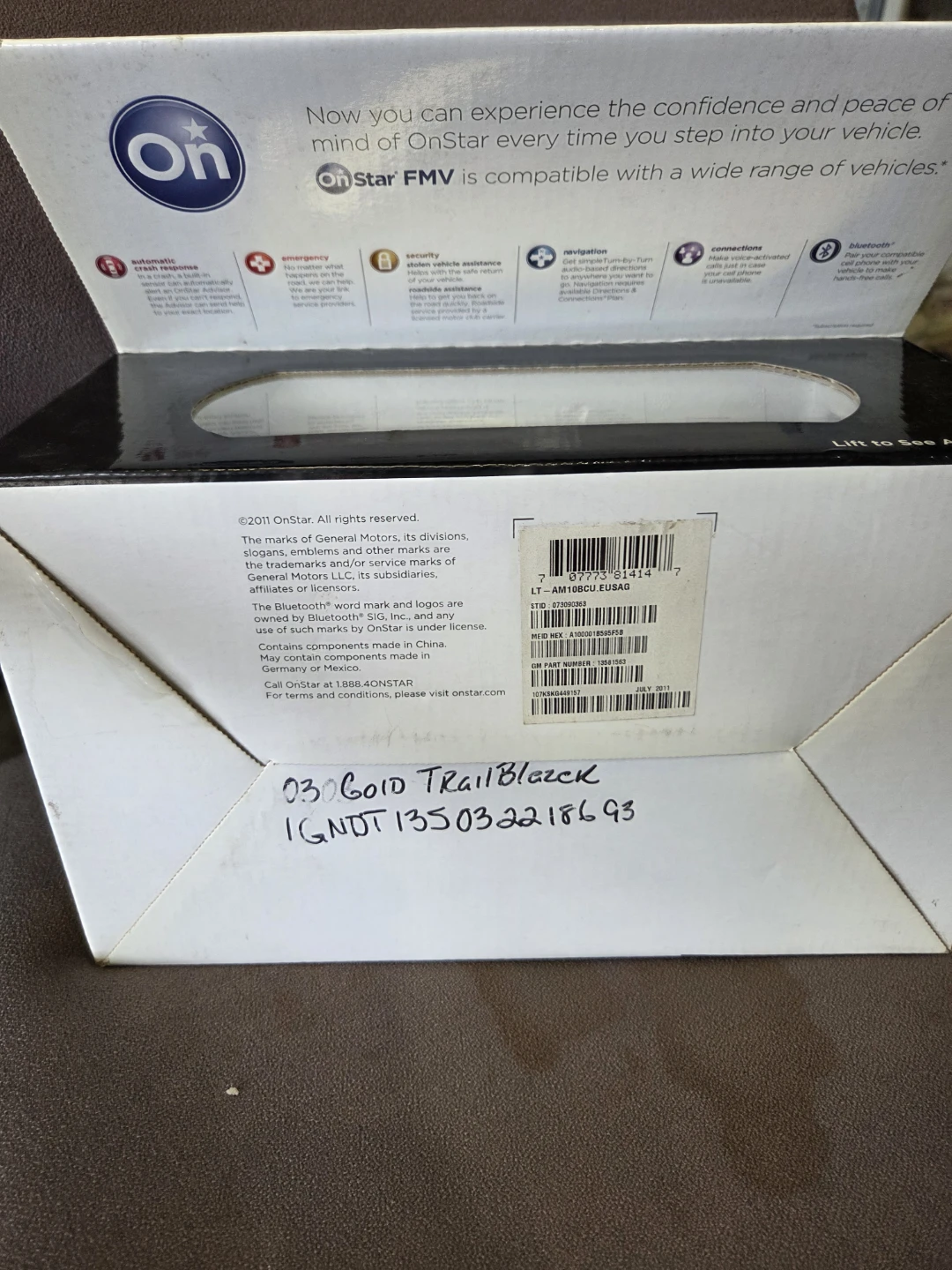 OnStar FMV Vehicle Rearview Mirror System - photo 2