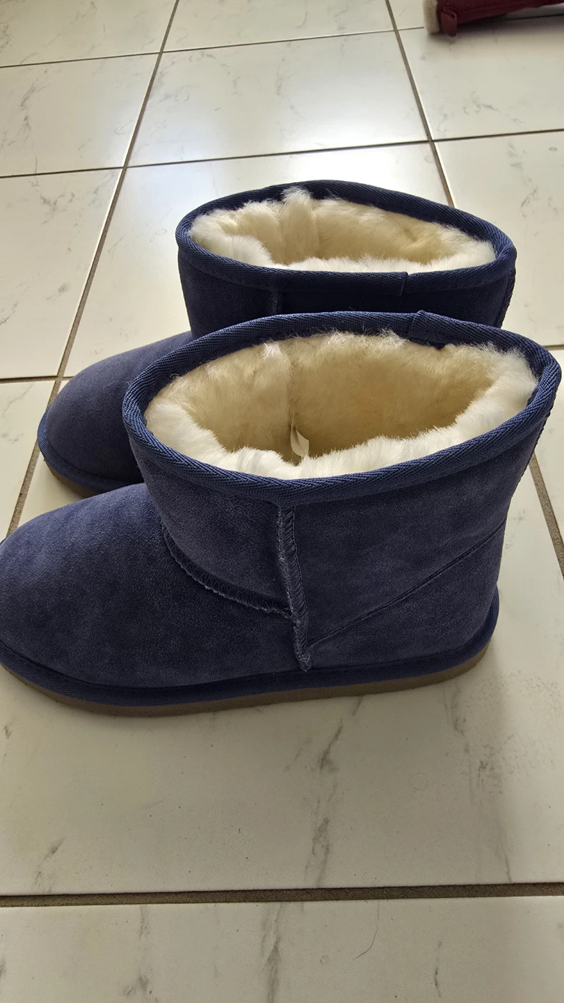 Blue Suede Sheepskin Boots Size 9 - photo 4