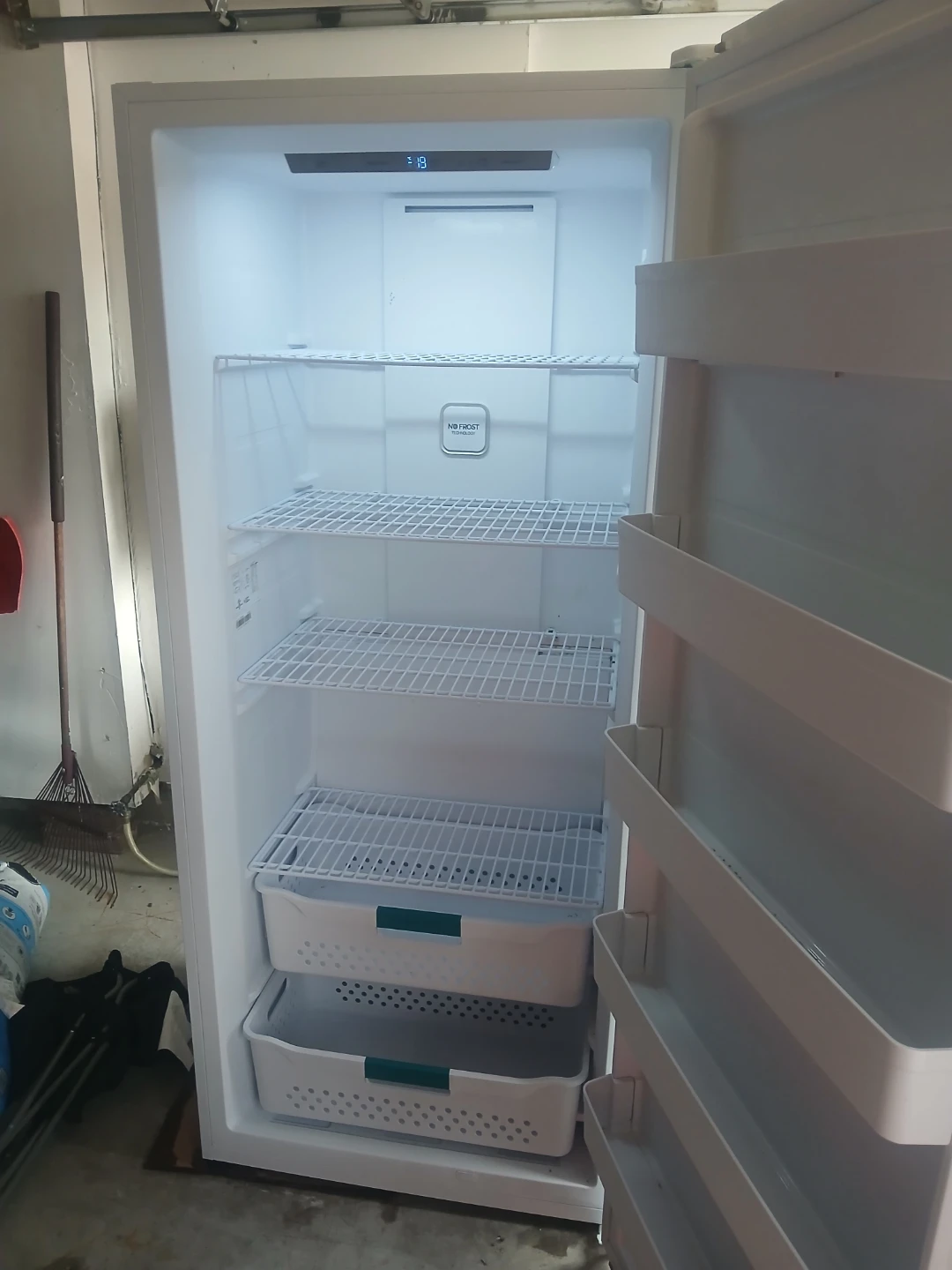 Fridge works great - photo 2