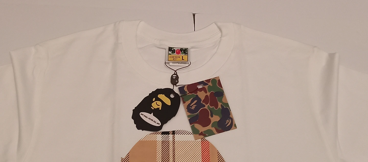 A Bathing Ape White T-Shirt with Ape Head Graphic - photo 4
