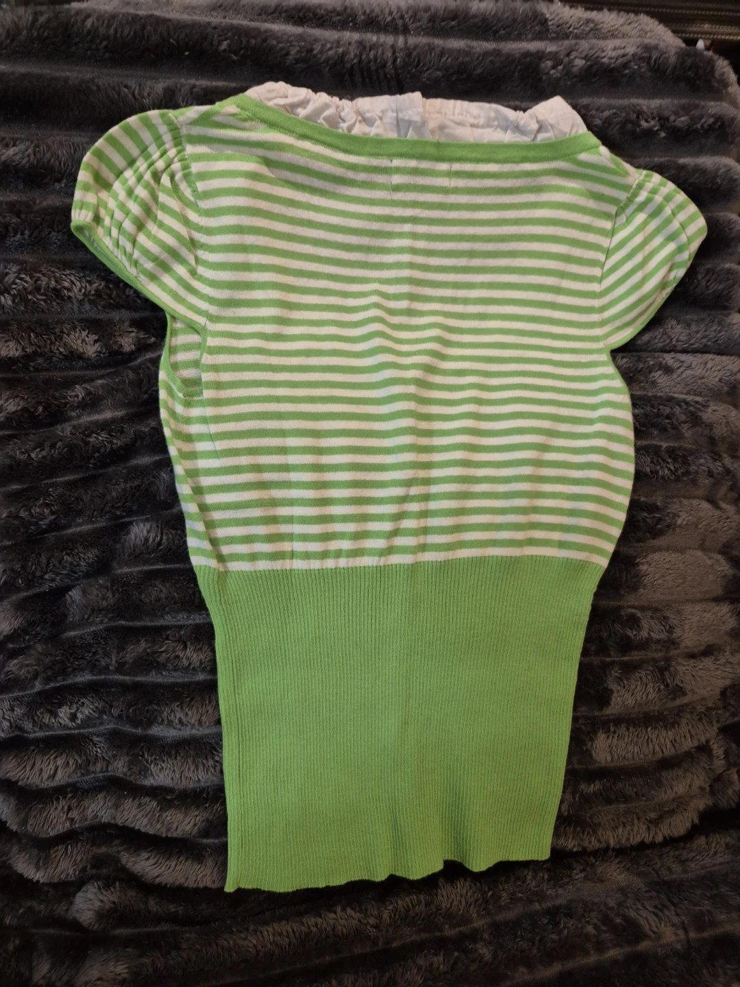 Faliza Green and White Striped Top - photo 3