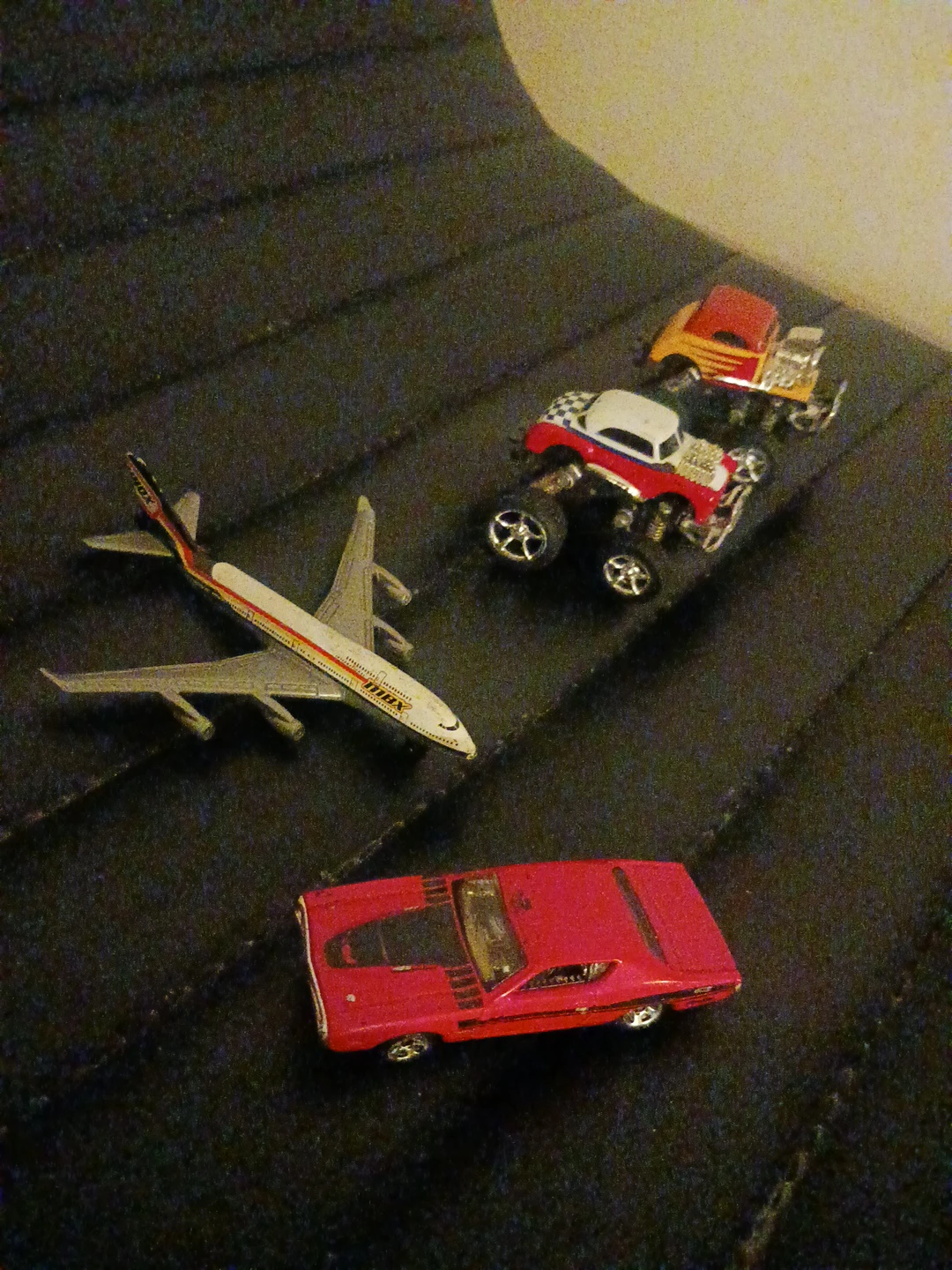 🏈 Matchbox Die-cast Vehicles Set