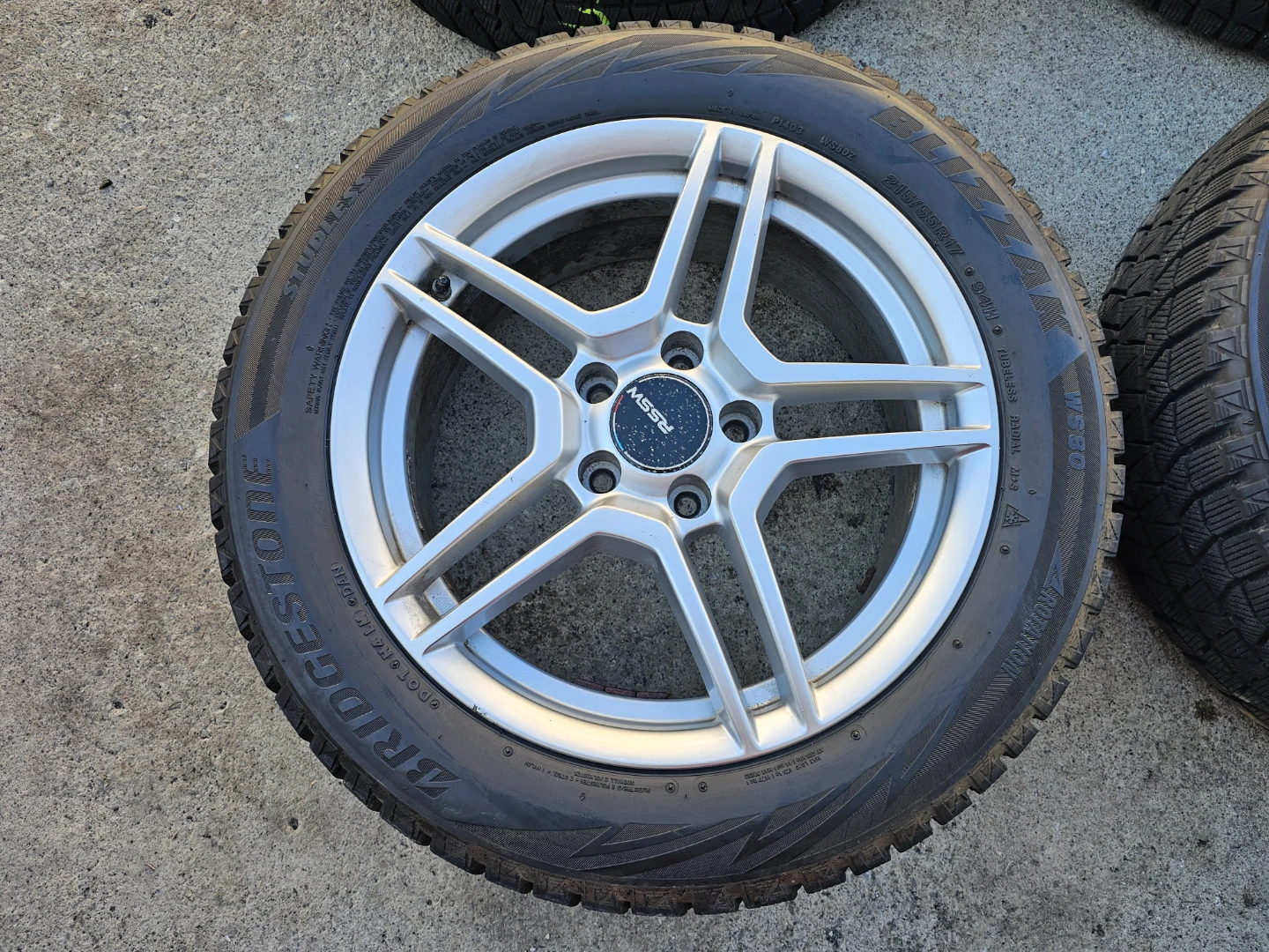 215/55 R17 WINTER TIRES ON RIMS  5×114.3 - photo 3