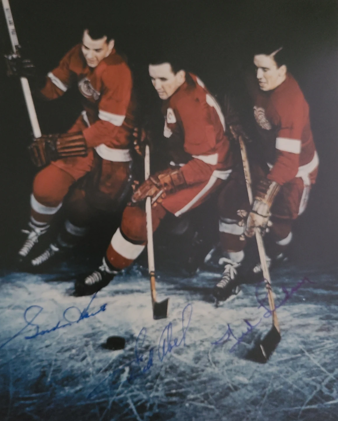 Detroit Red Wings Autographed Legends 8x10 Photos With COA'S - photo 2