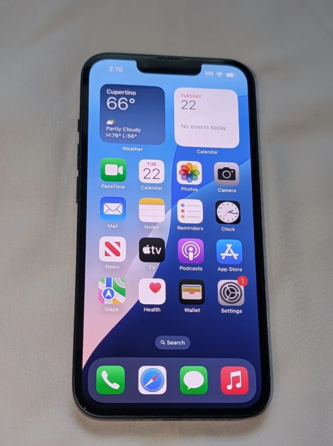 NICE APPLE iPhone 13 128GB UNLOCKED ALL NETWORKS iOS26