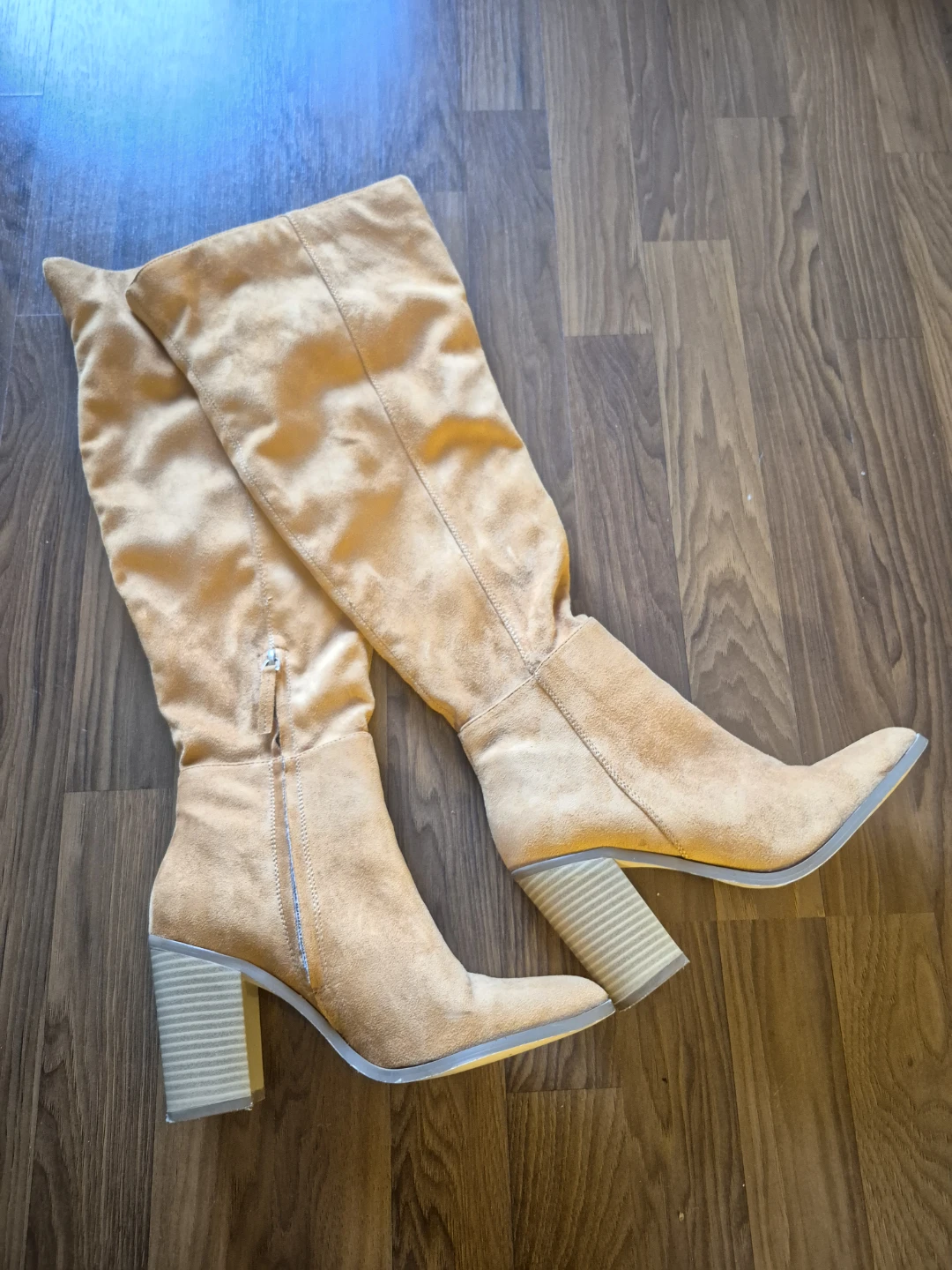 Fall boots and booties for sale in size 6!!!