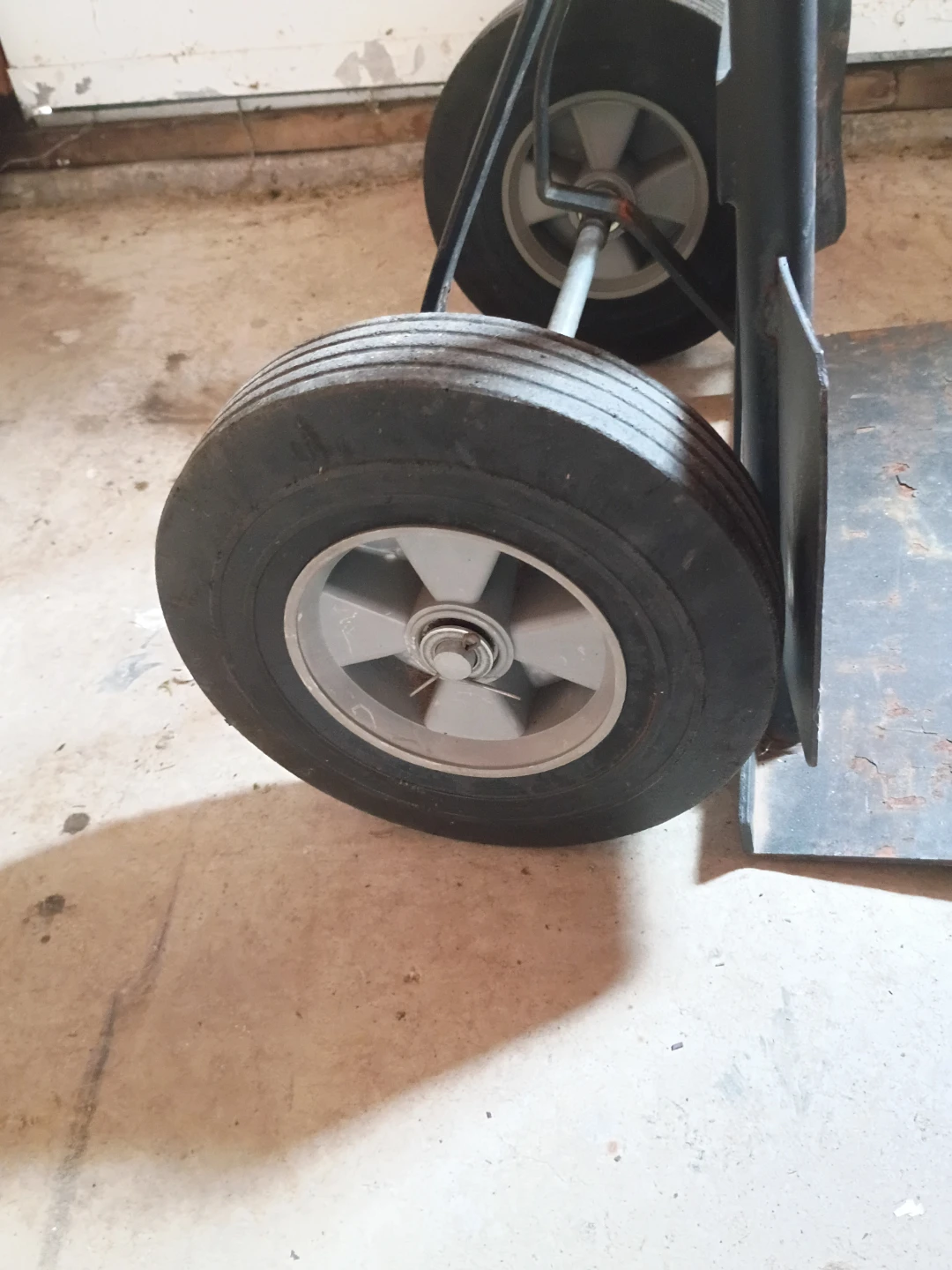 Heavy Duty Steel Hand Truck Dolly - photo 2