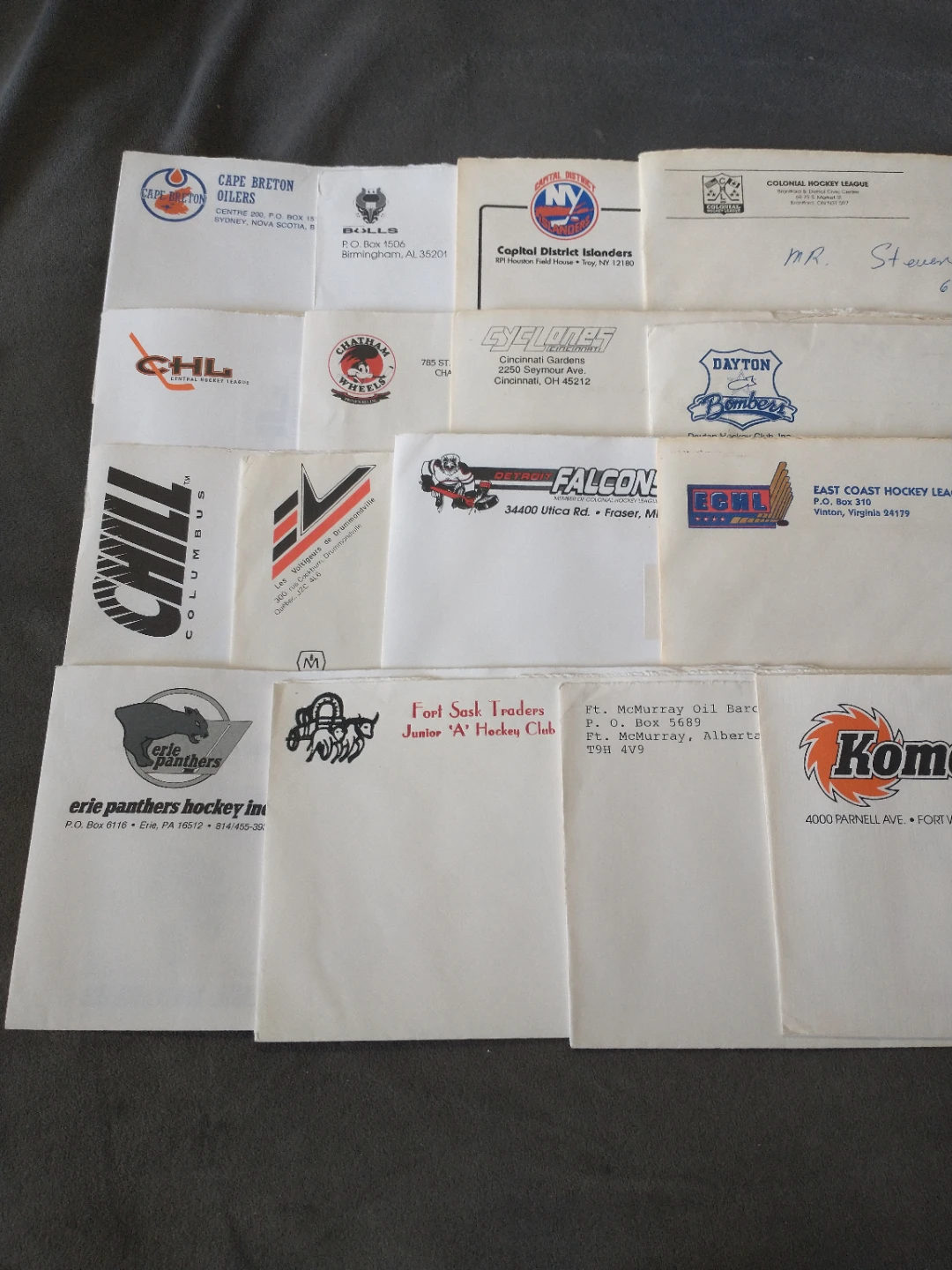 Neat! Nearly 500 envelopes from defunct hockey teams and leagues - photo 2