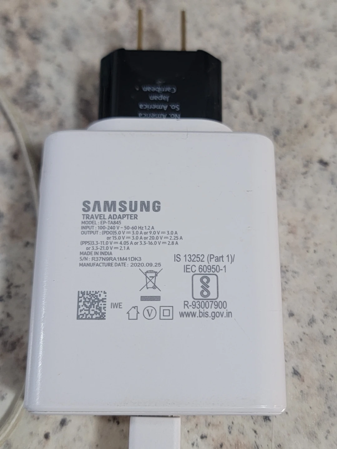 Samsung Galaxy S21 Ultra 5G with Travel Adapter