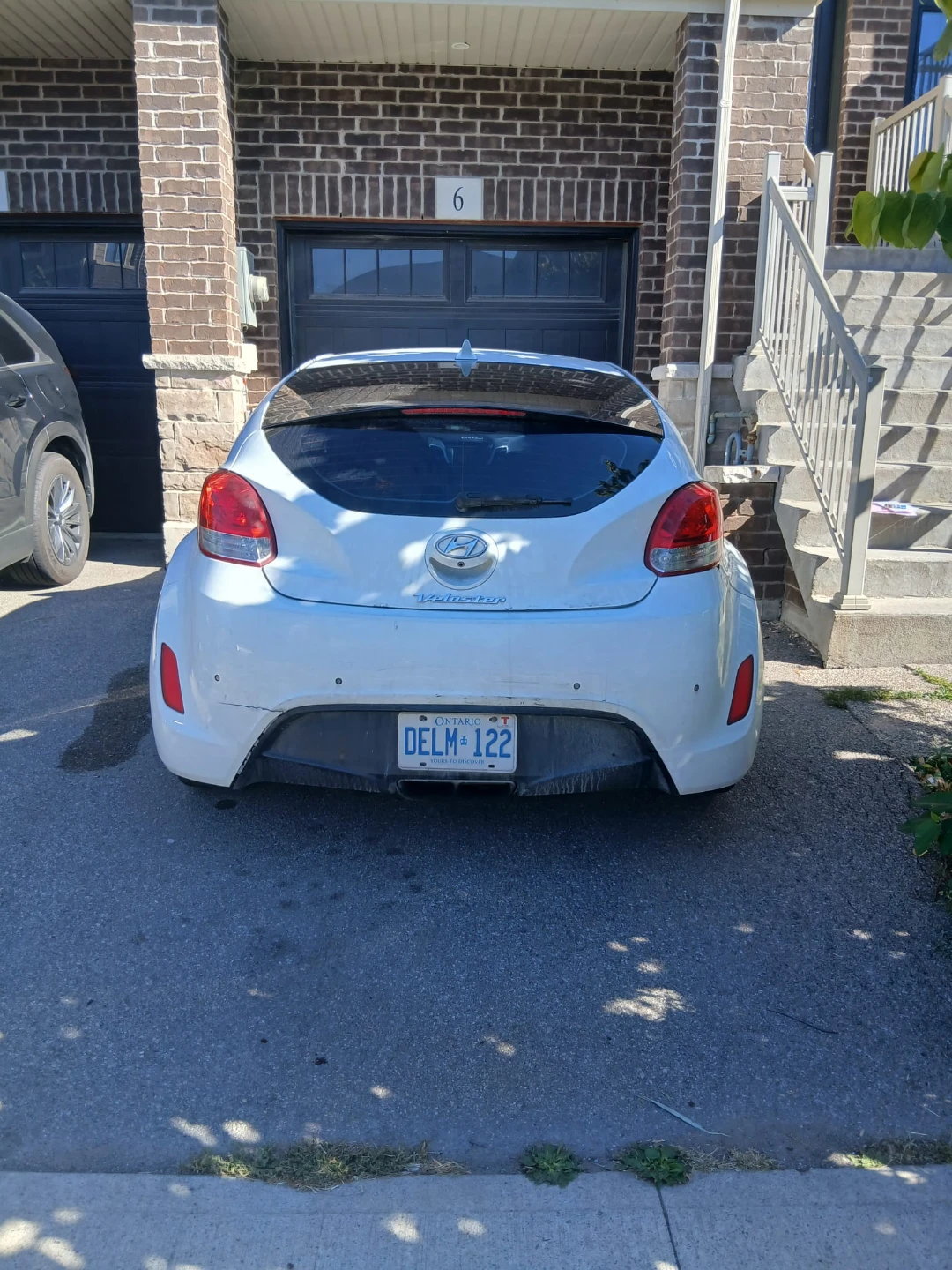 White Hyundai Veloster