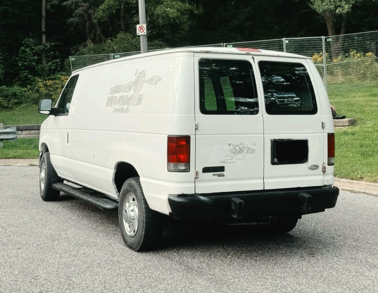 Ford Ecoline 2013 - photo 2