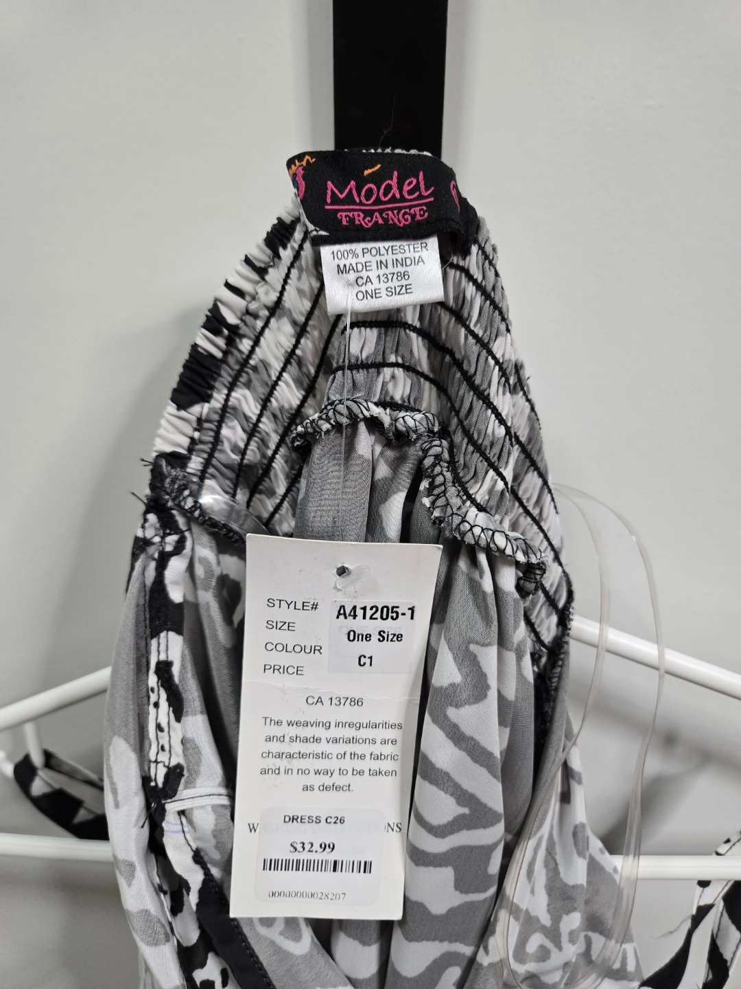 Model France Black and White Print Dress - photo 5