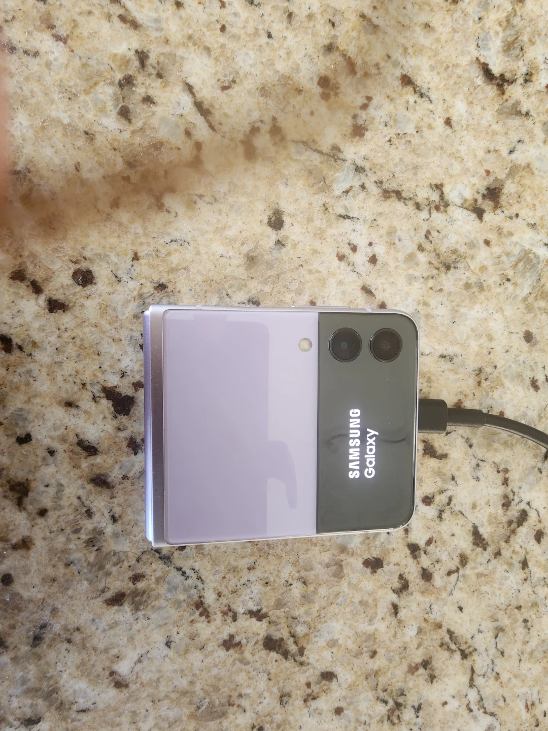 Samsung Galaxy Z Flip 3 5g parts only outside screen on - photo 3