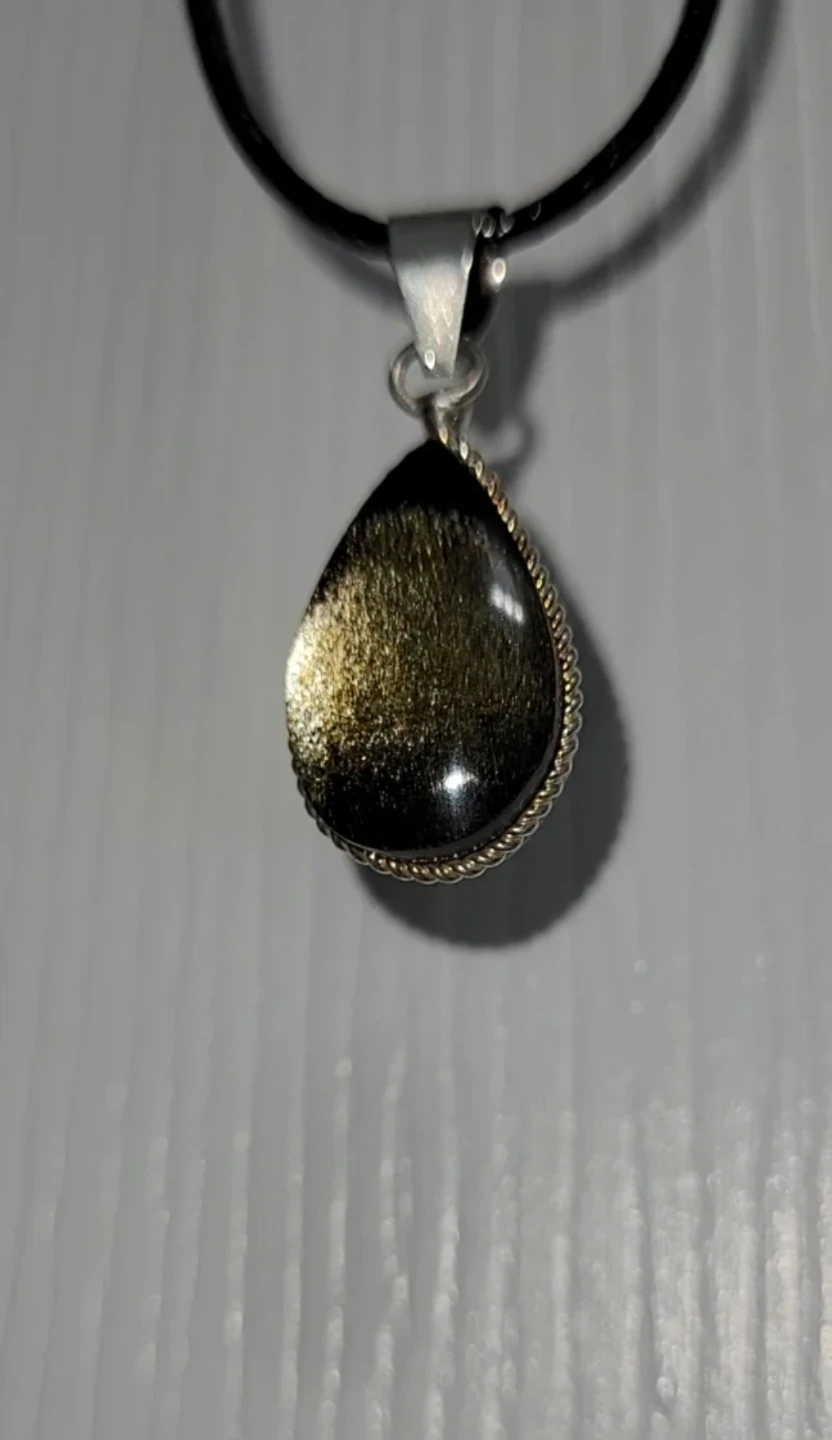 Crystal Necklaces - photo 2
