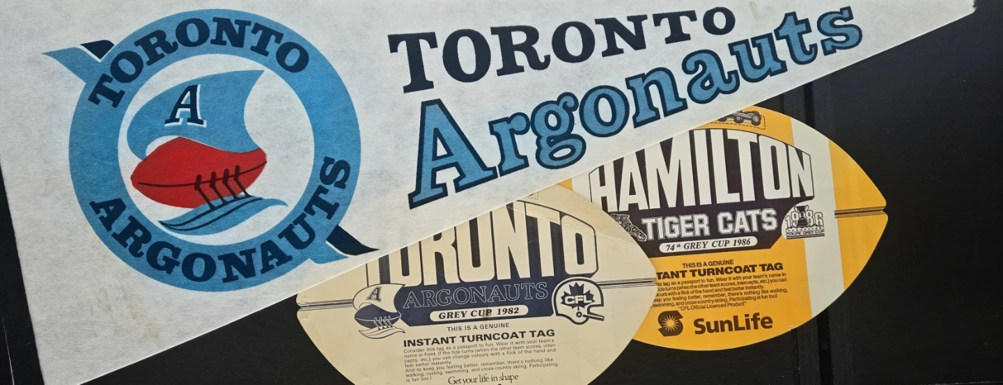 Vintage 1976/88 Toronto Argos Penant & Turncoats - photo 2