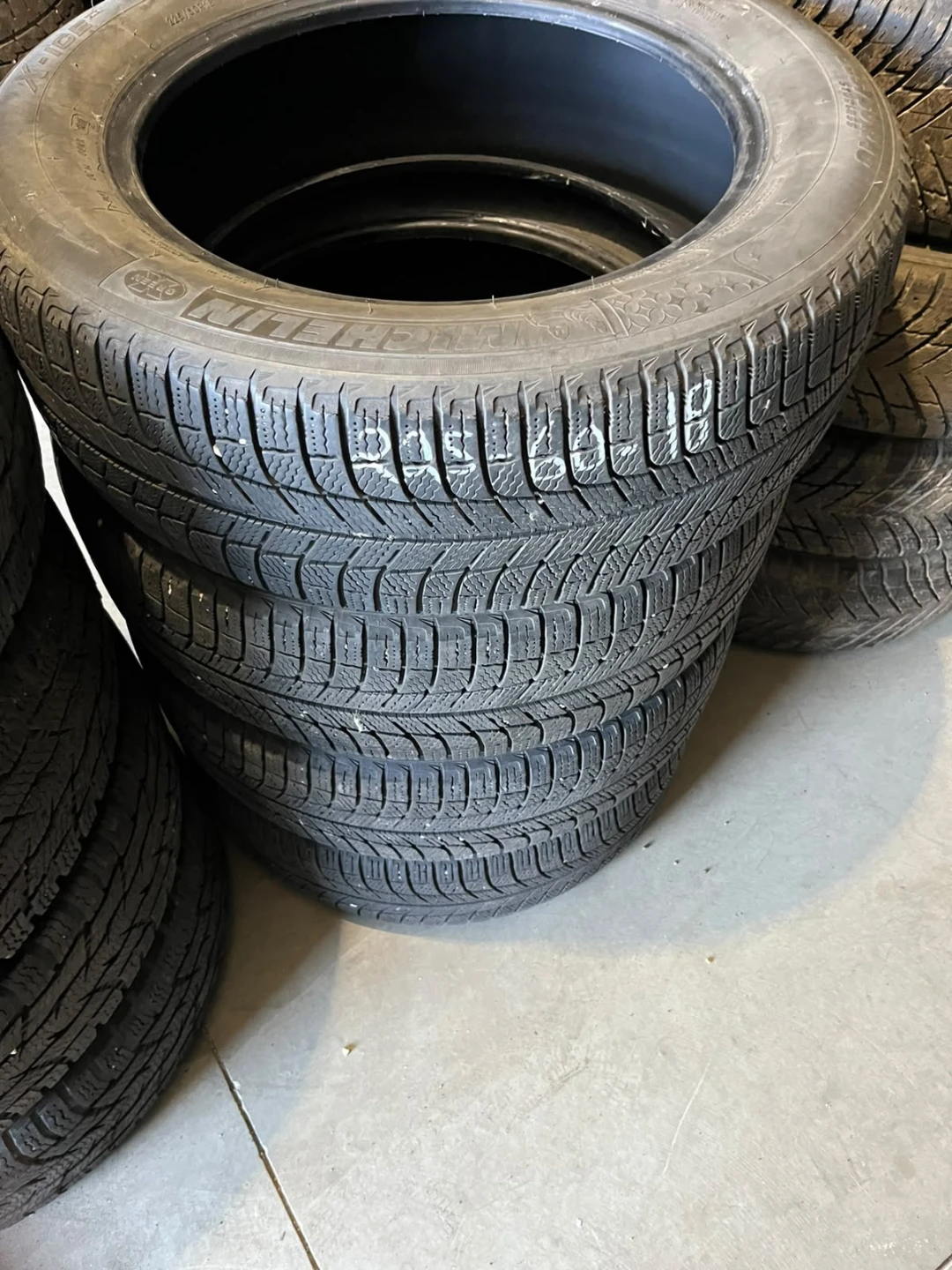 Michelin X-Ice Snow  225/60R18