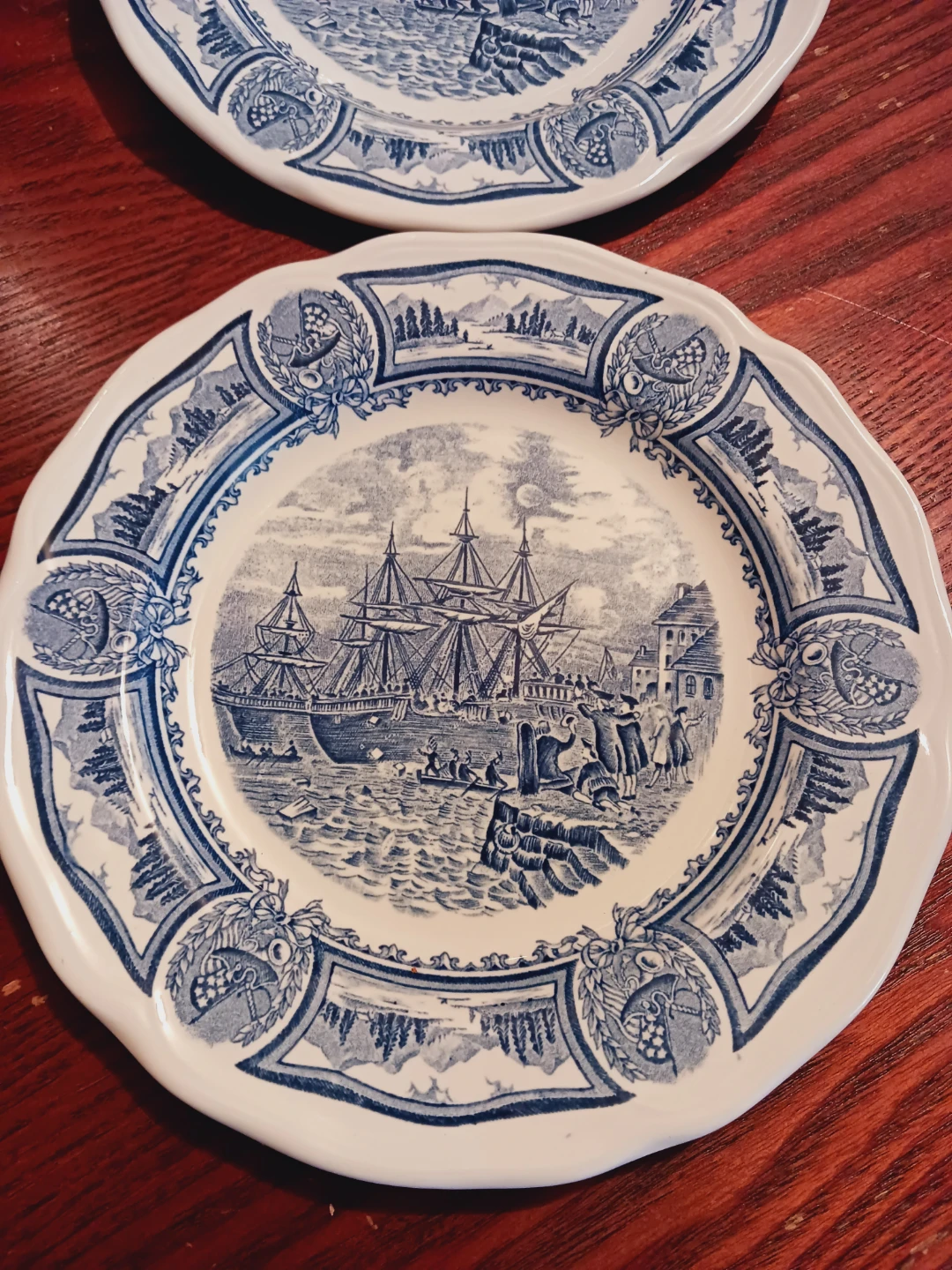 2× Royal Staffordshire American Heritage Ironstone Plates - photo 3