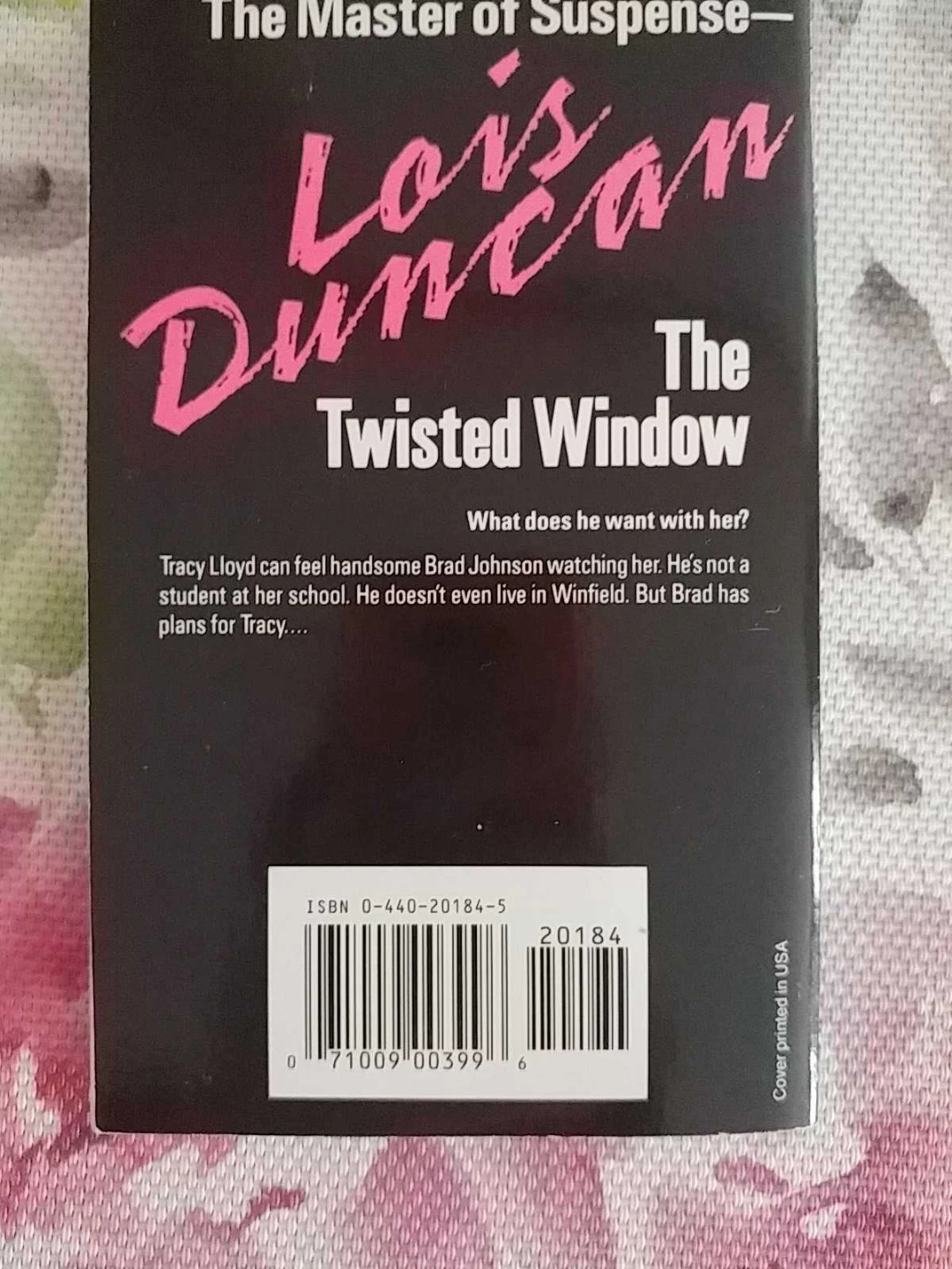 The Twisted Window by Lois Duncan - photo 2