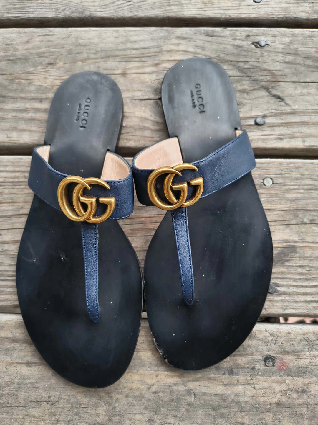 Gucci Double G Navy Leather Sandals - photo 2