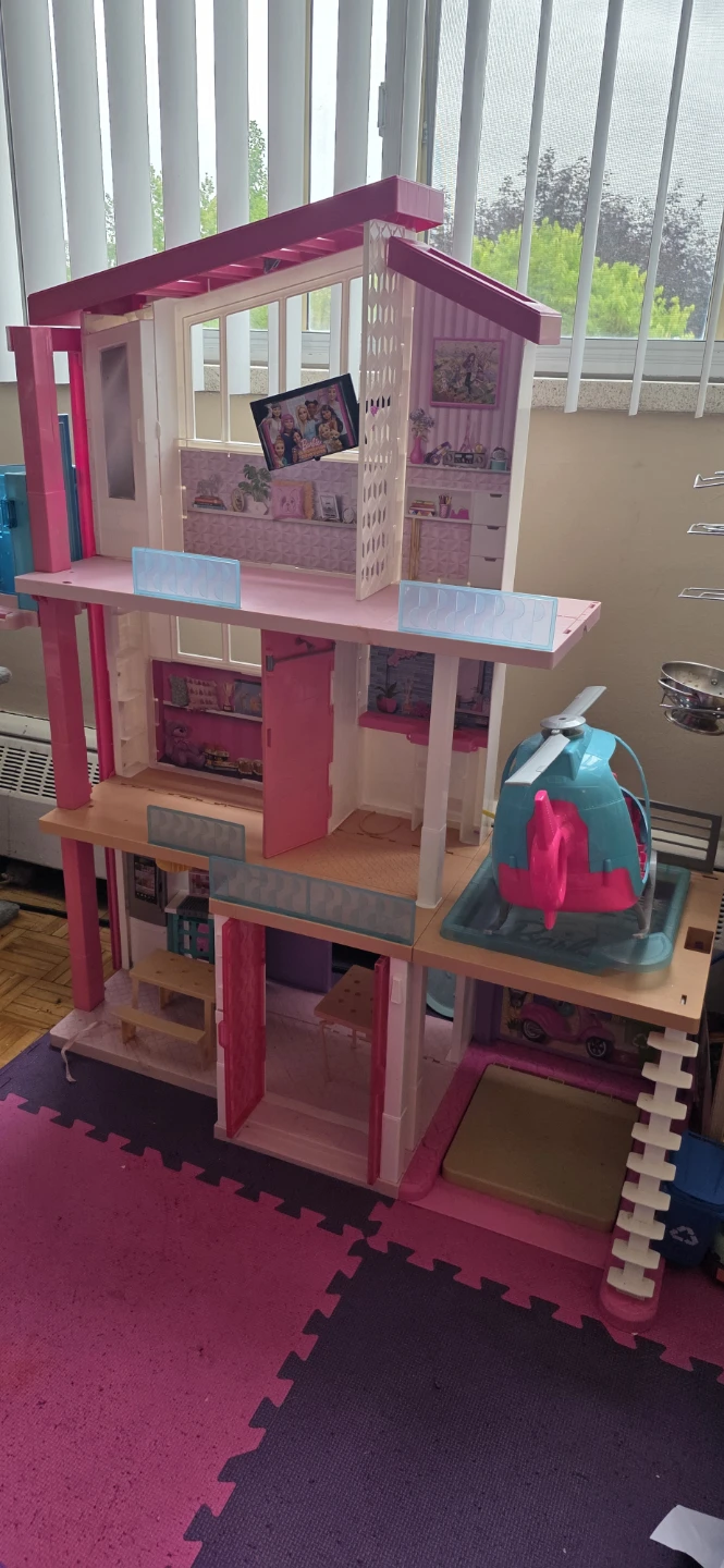 Barbie Dream House with Helicopter - photo 2
