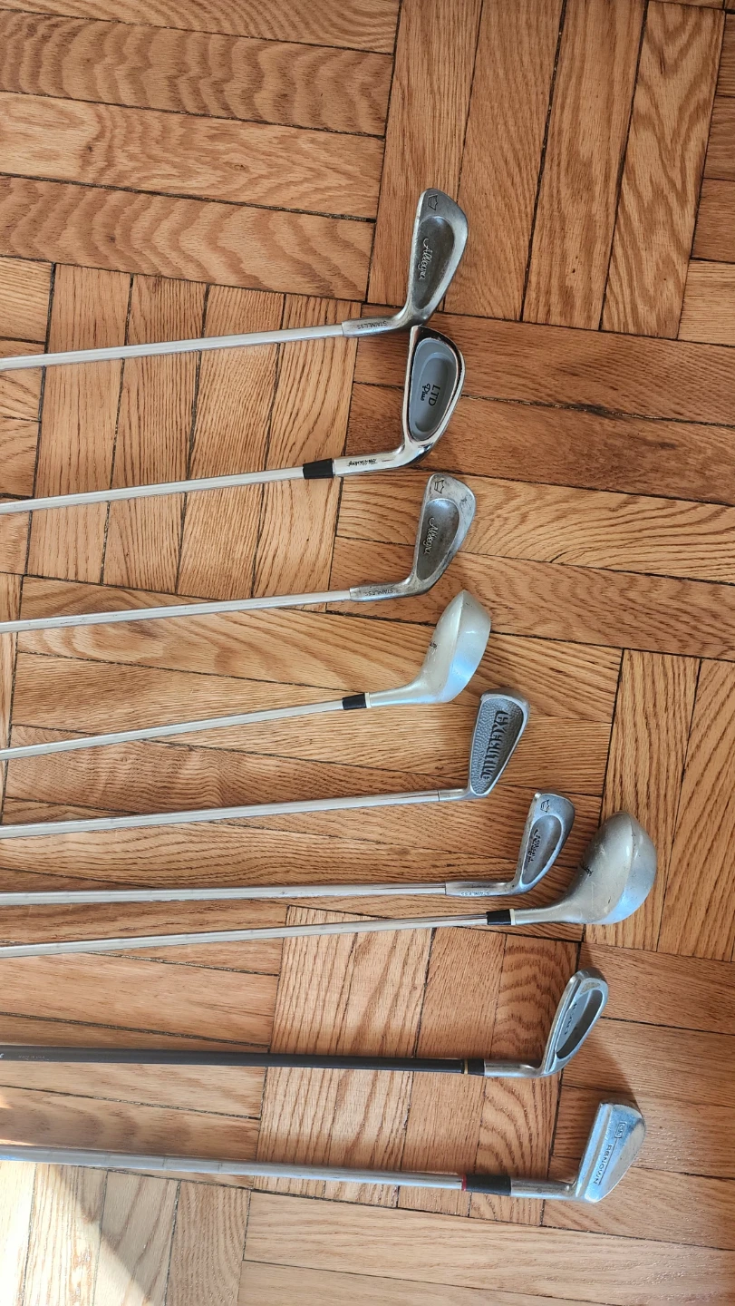 Title Vintage Golf Club Set | 9 Mixed Irons & Woods