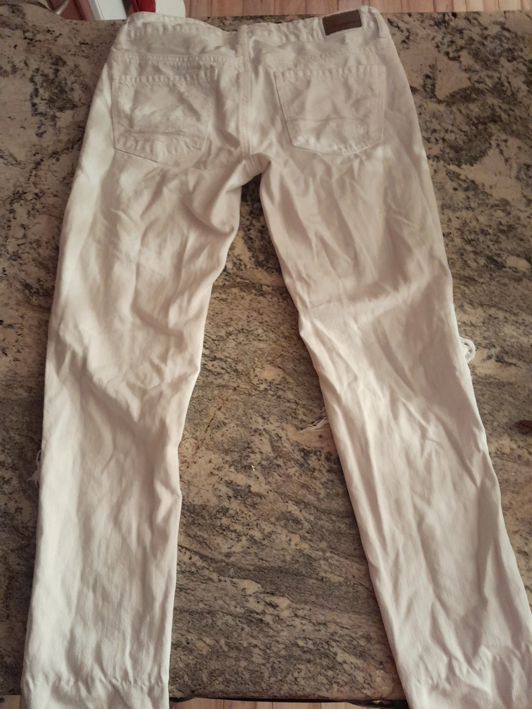 American Eagle White Ripped Jeans - photo 2