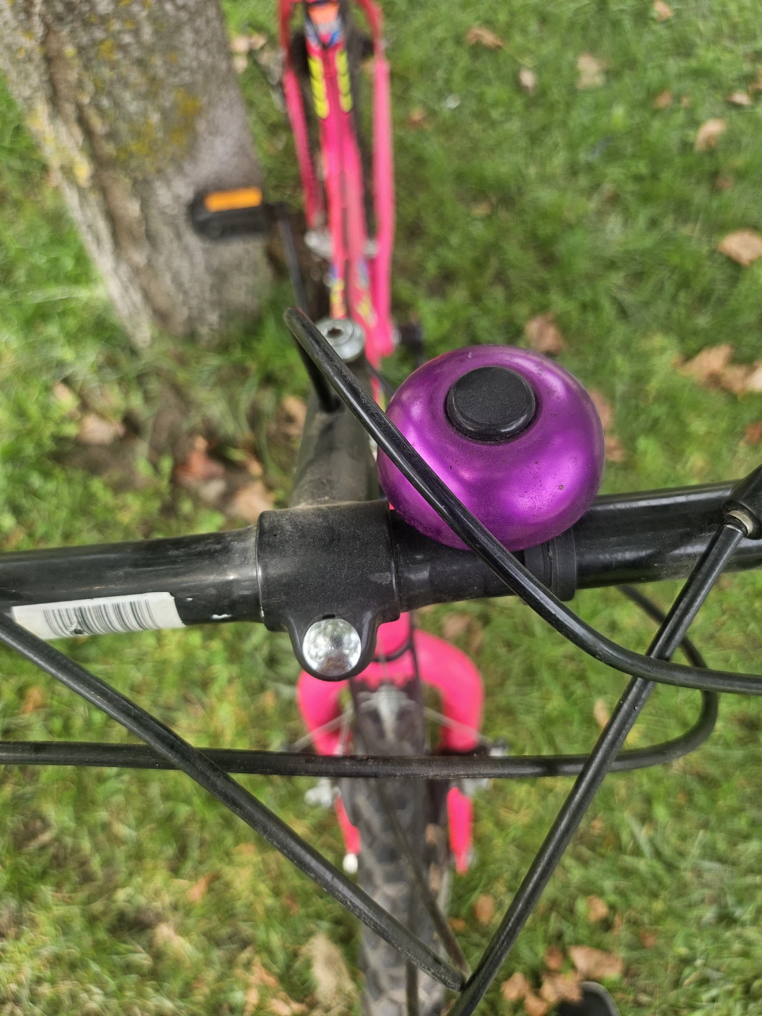 Diamondback SuperSport Pink Mountain Bike - photo 4