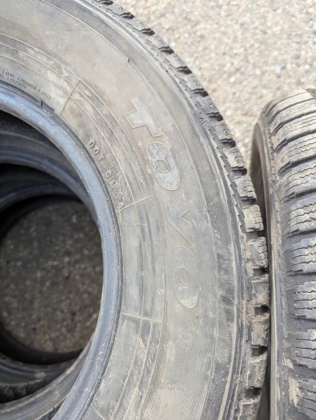 215/70R15 Toyo Celsius All Weather - photo 4