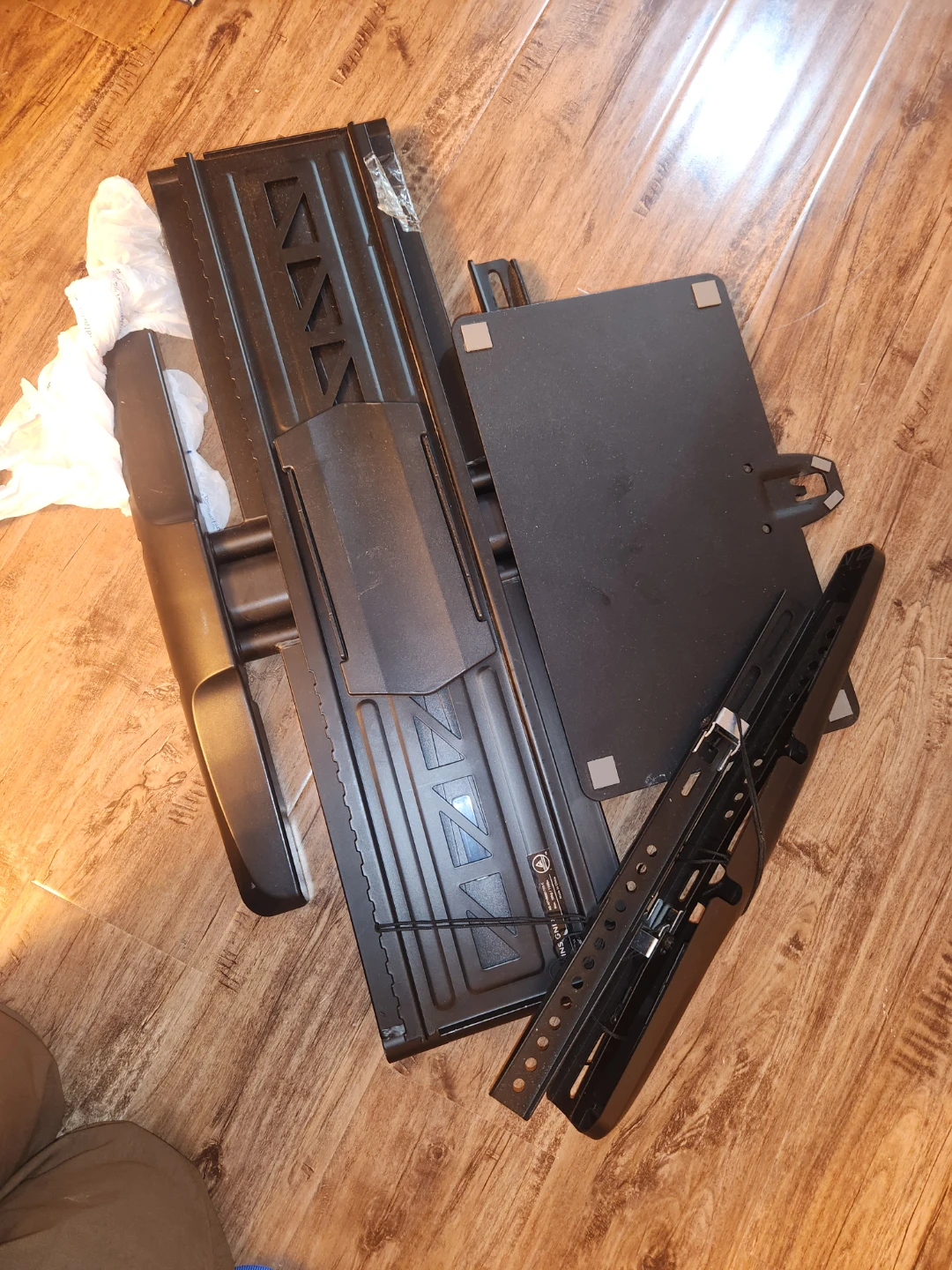 Insignia TV Wall Mount NS-HTVMM1703-C - photo 2