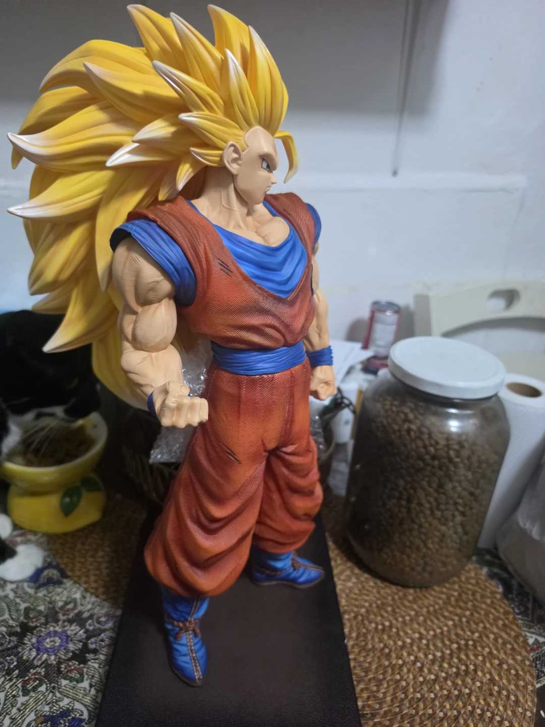 Dragon Ball Z Super Saiyan 3 Son Goku Figure - photo 3