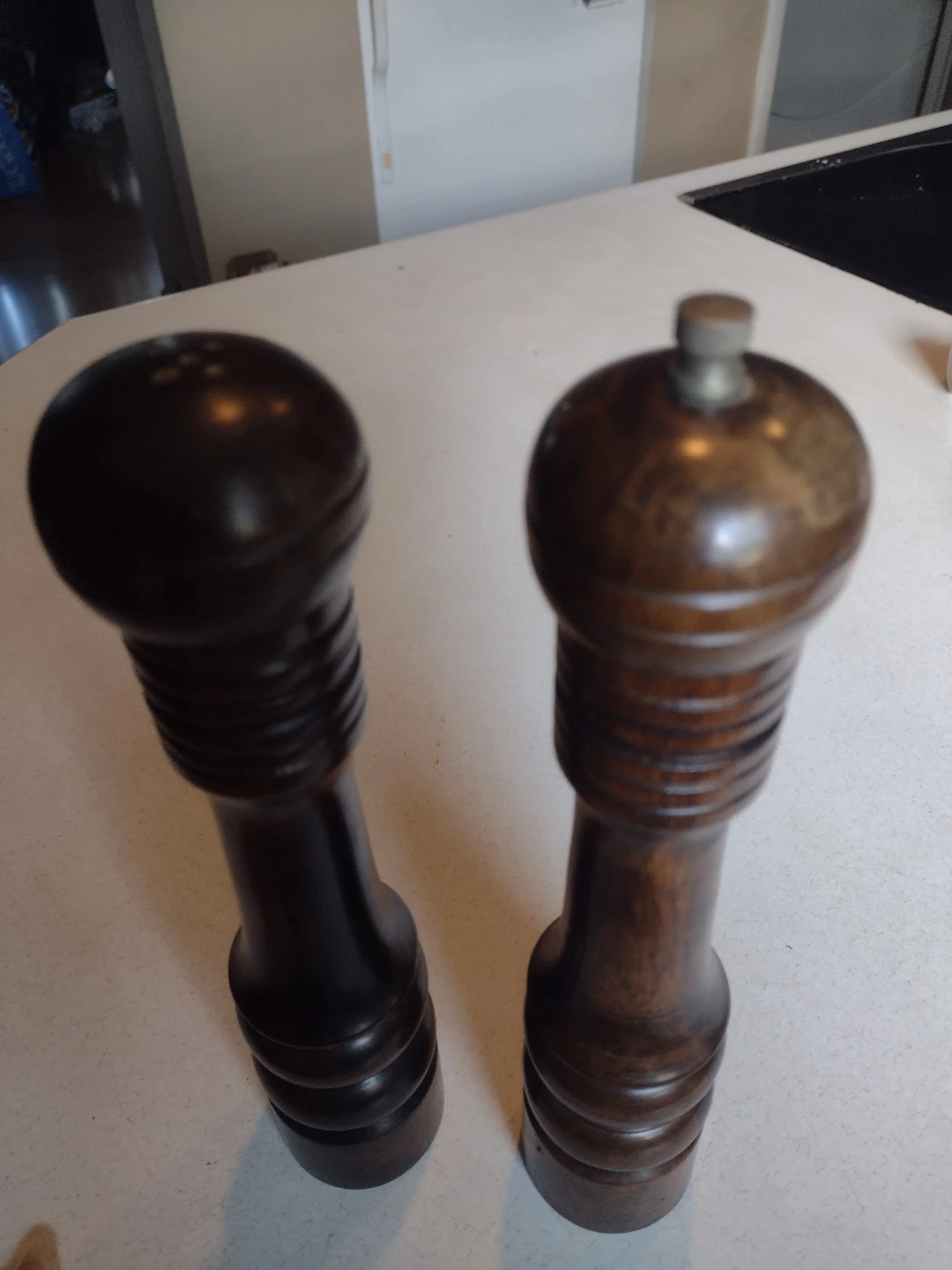 Vintage Woodcrest by Seycon Wooden Salt and Pepper Grinder Set - photo 2