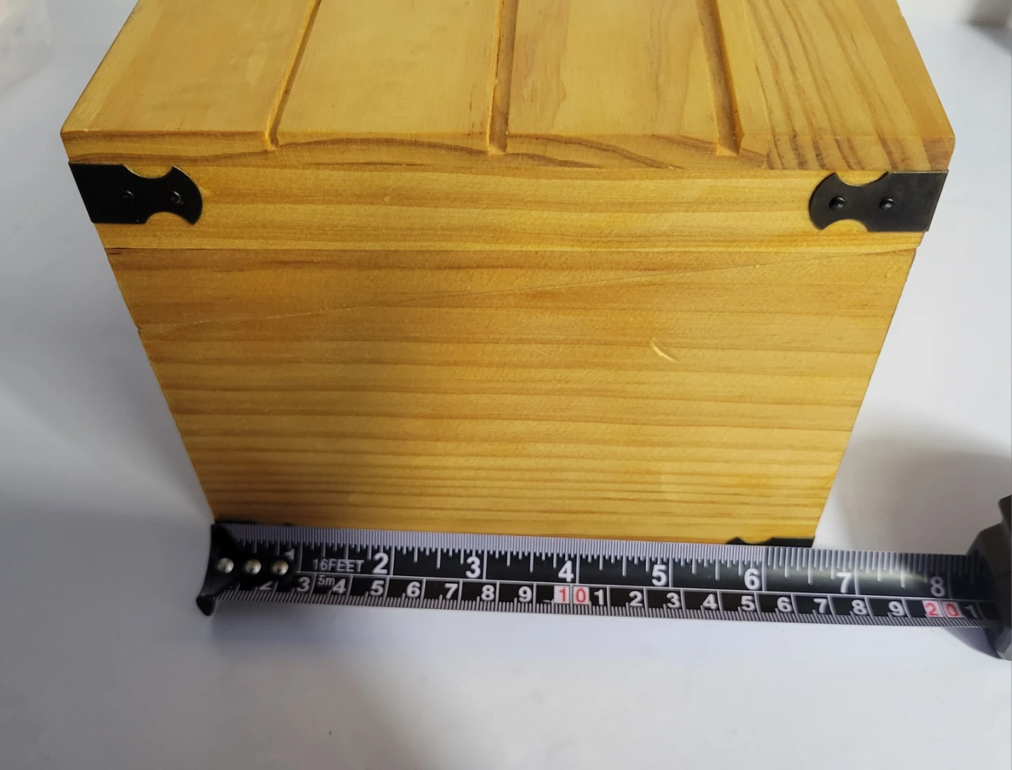 Wooden storage box with metal latch. Like new - photo 5