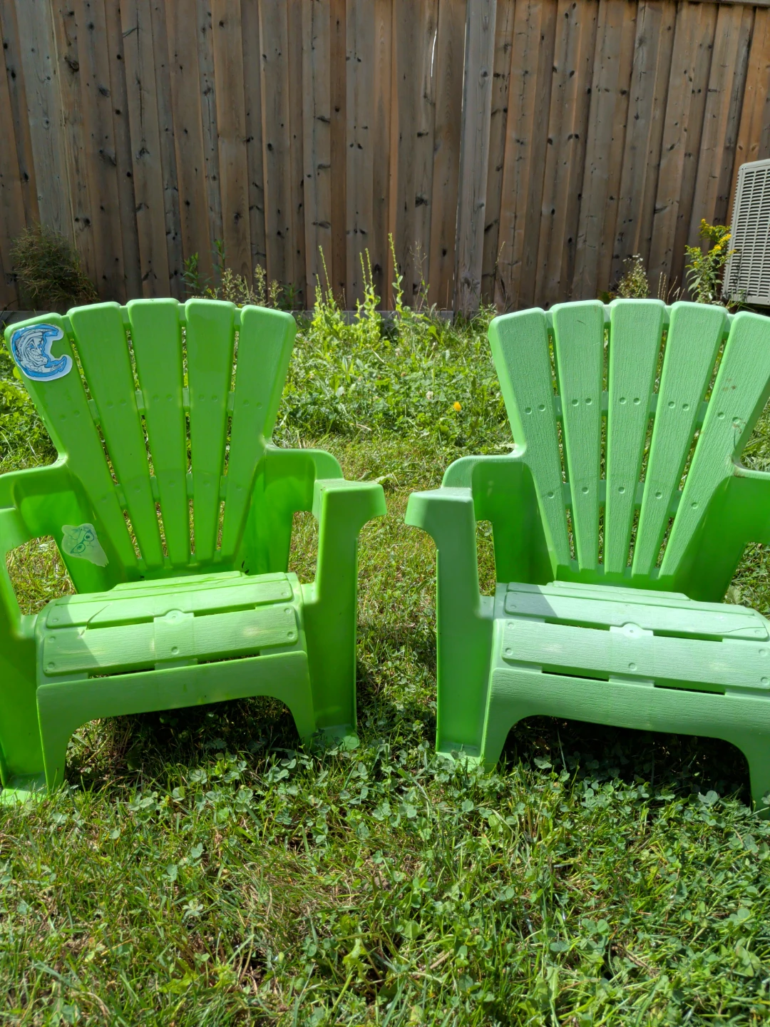 Set of 2 Green Plastic Adirondack Chairs for Kids - photo 3