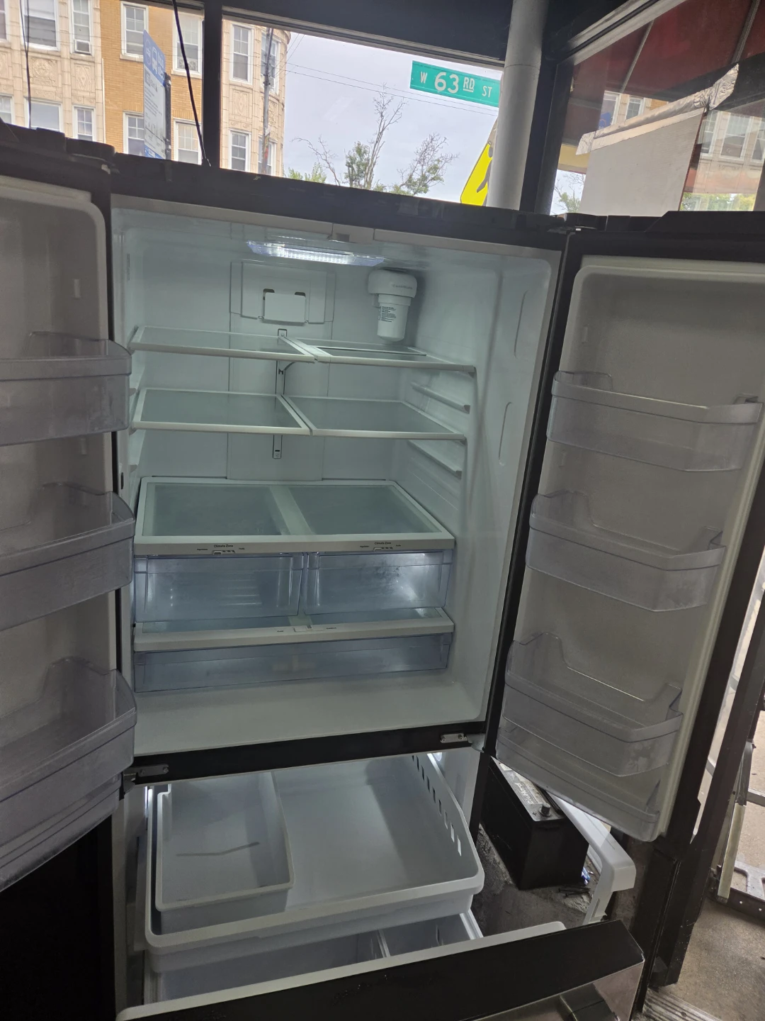 33" GE French Door Refrigerator Stainless Steel - photo 2