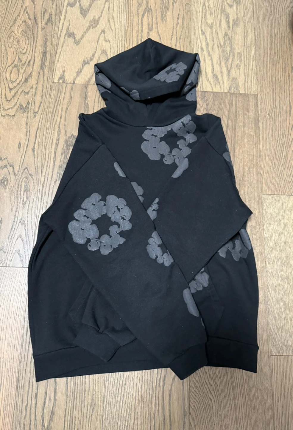 Denim Tears Cotton Wreath Hoodie - photo 2