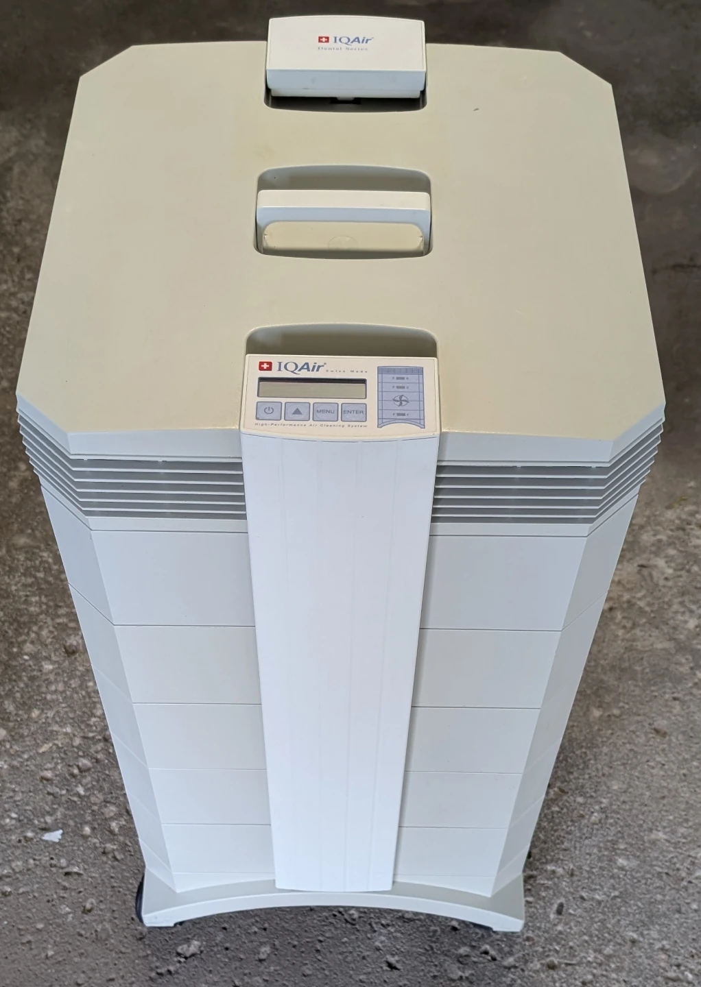 IQAIR Dental Series air purifier