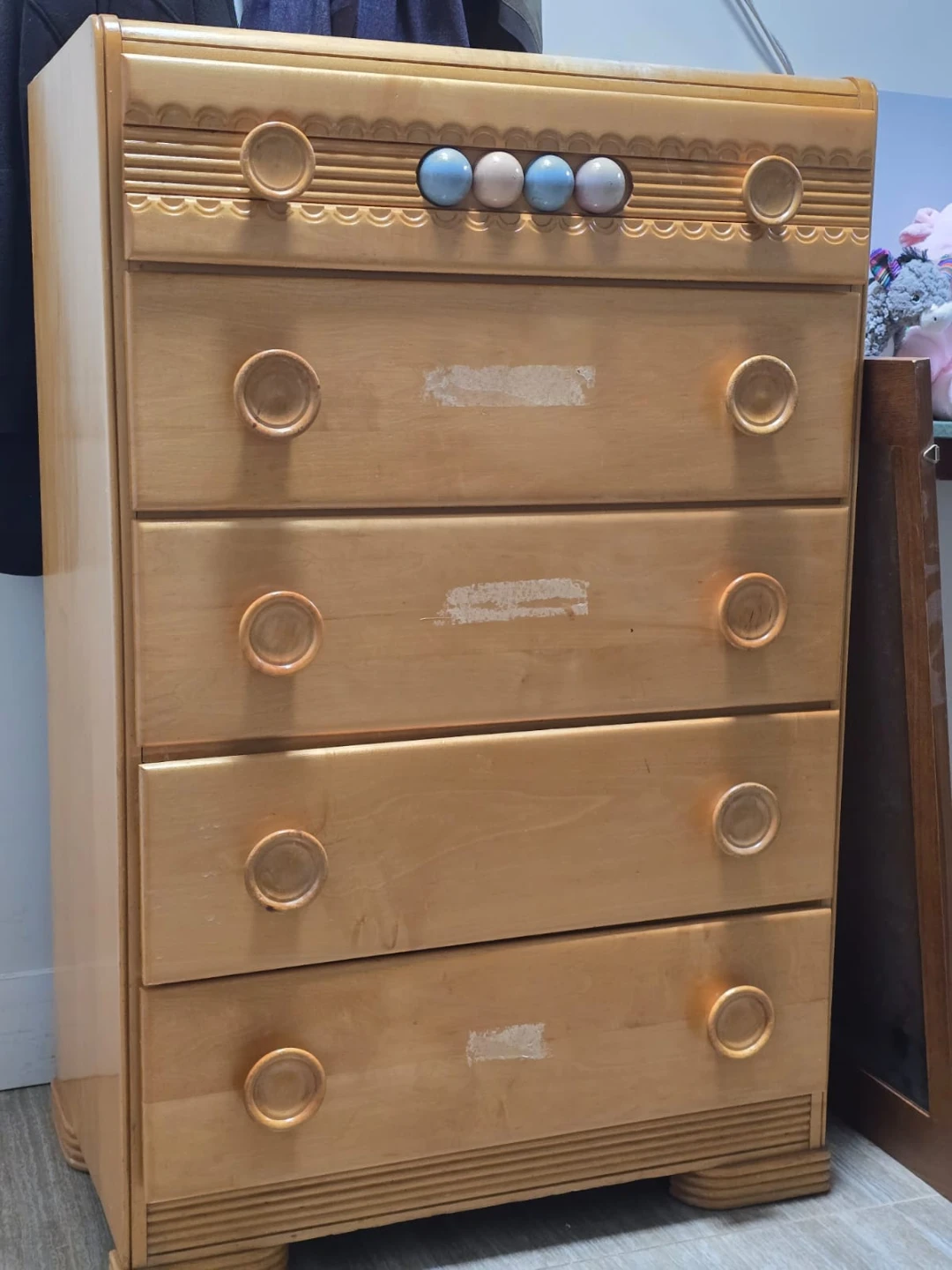 Dresser