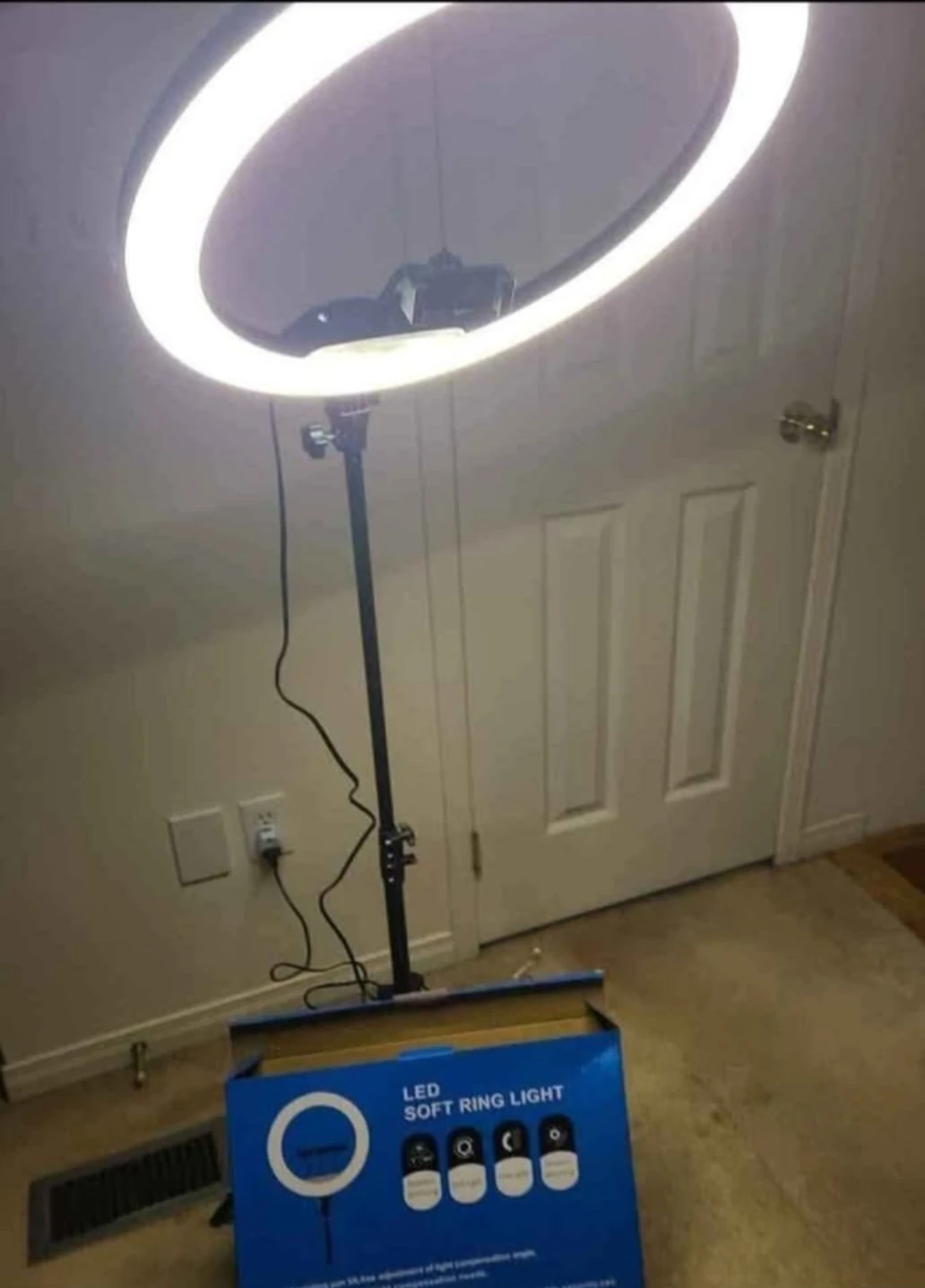 New 18" large LED Ring Light with Stand