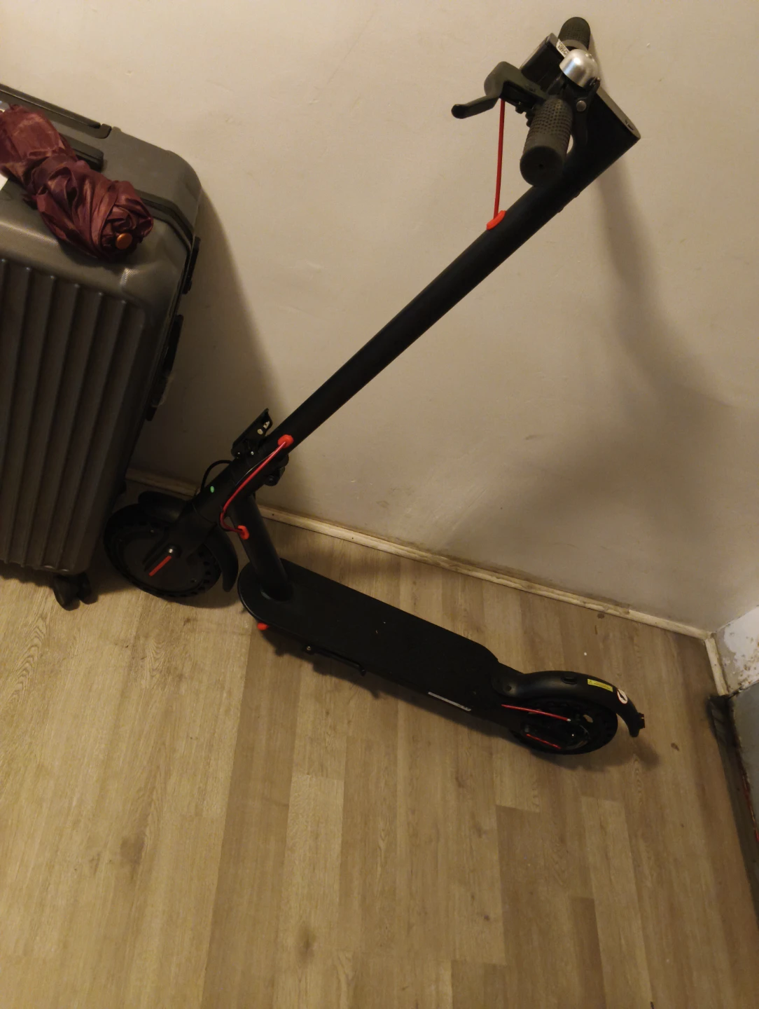 Xiaomi Mi Electric Scooter - photo 2