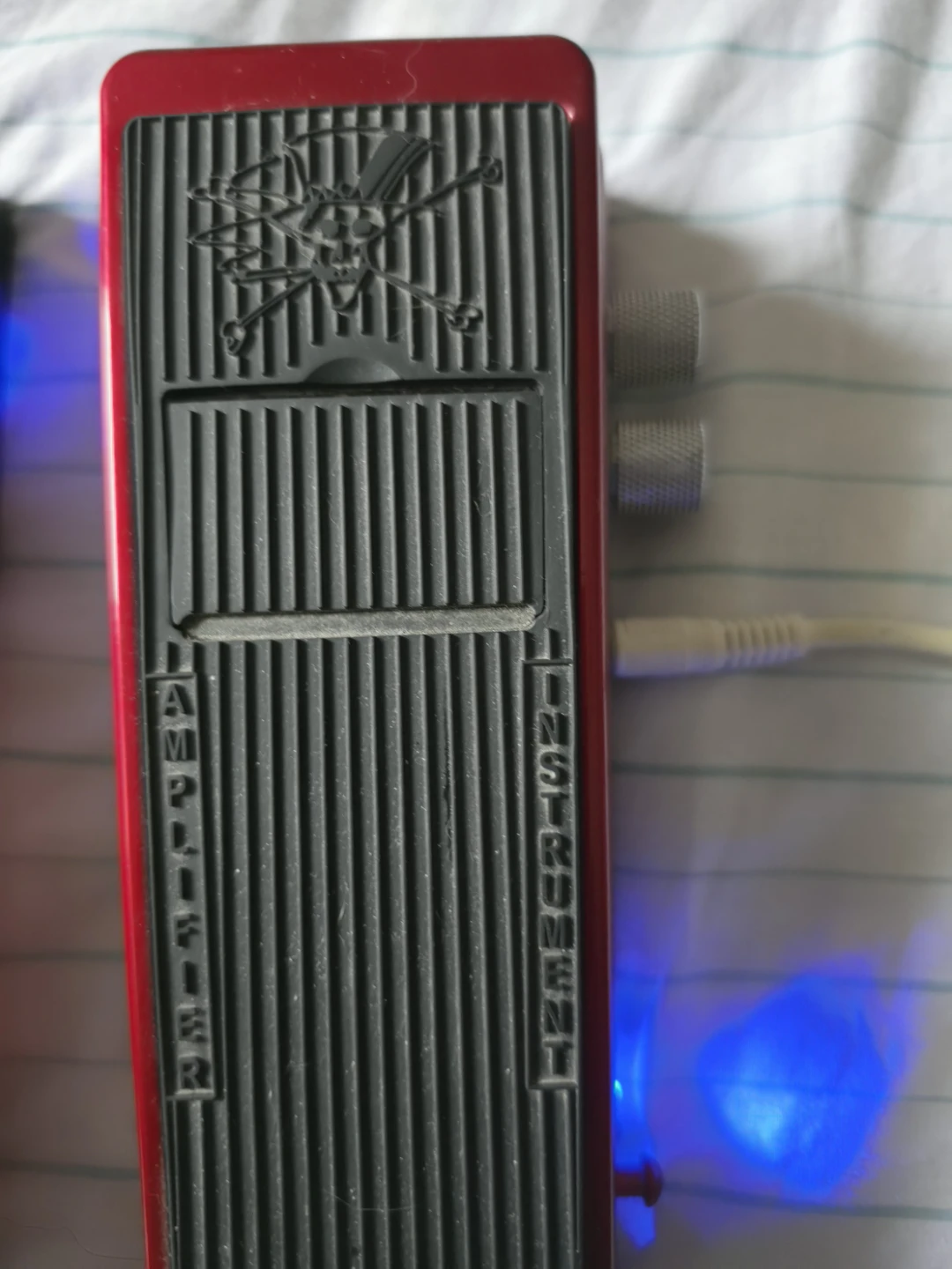 Dunlop Cry Baby Slash Wah Pedal and Behringer vokume pedal - photo 4
