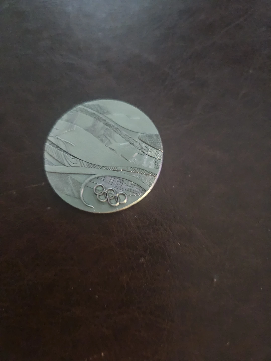 2010 winter olympic medal mint condition - photo 2